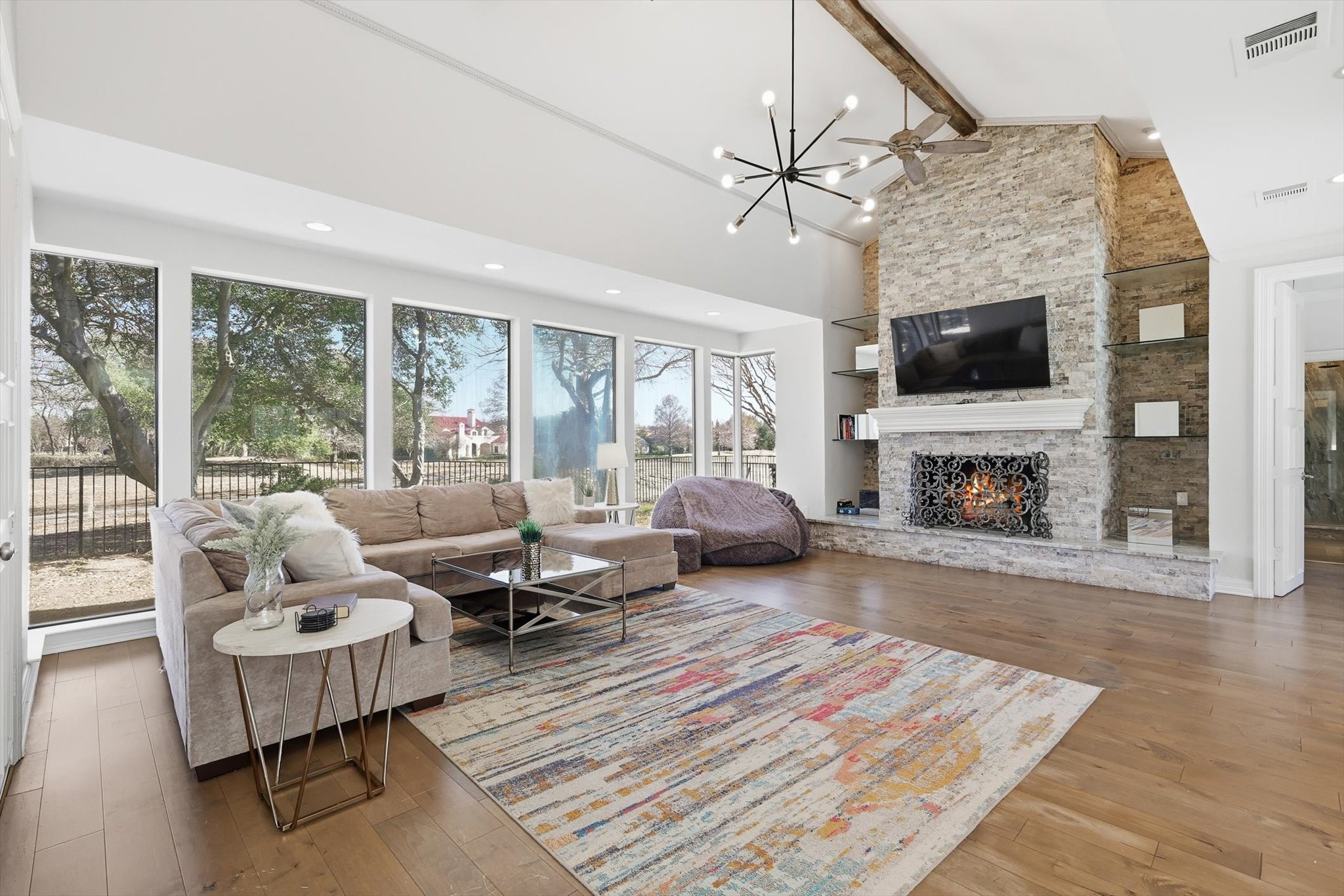 5806 Bent Trail