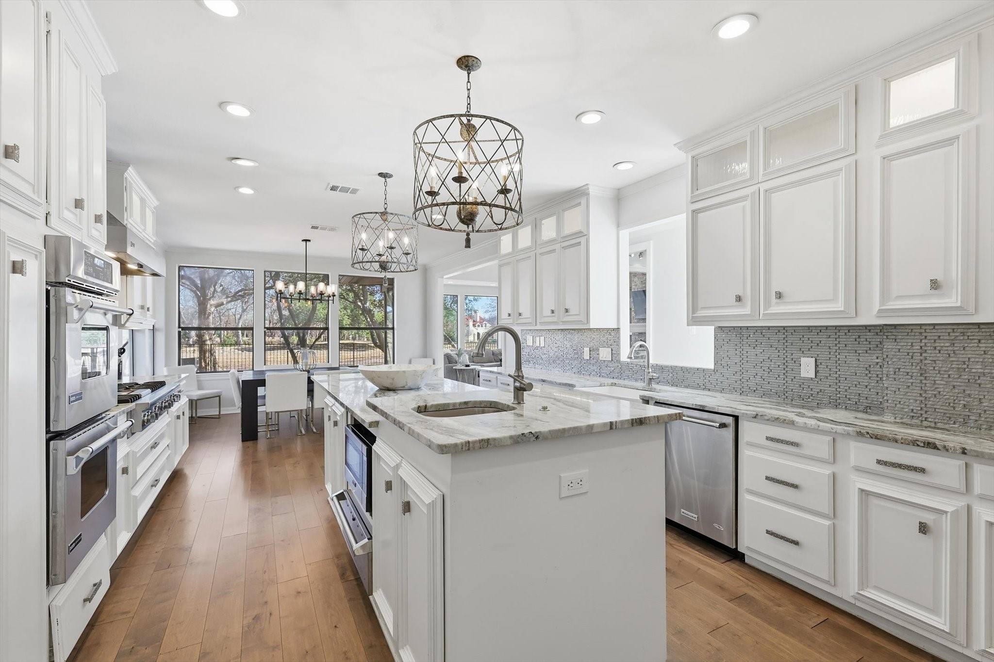 5806 Bent Trail