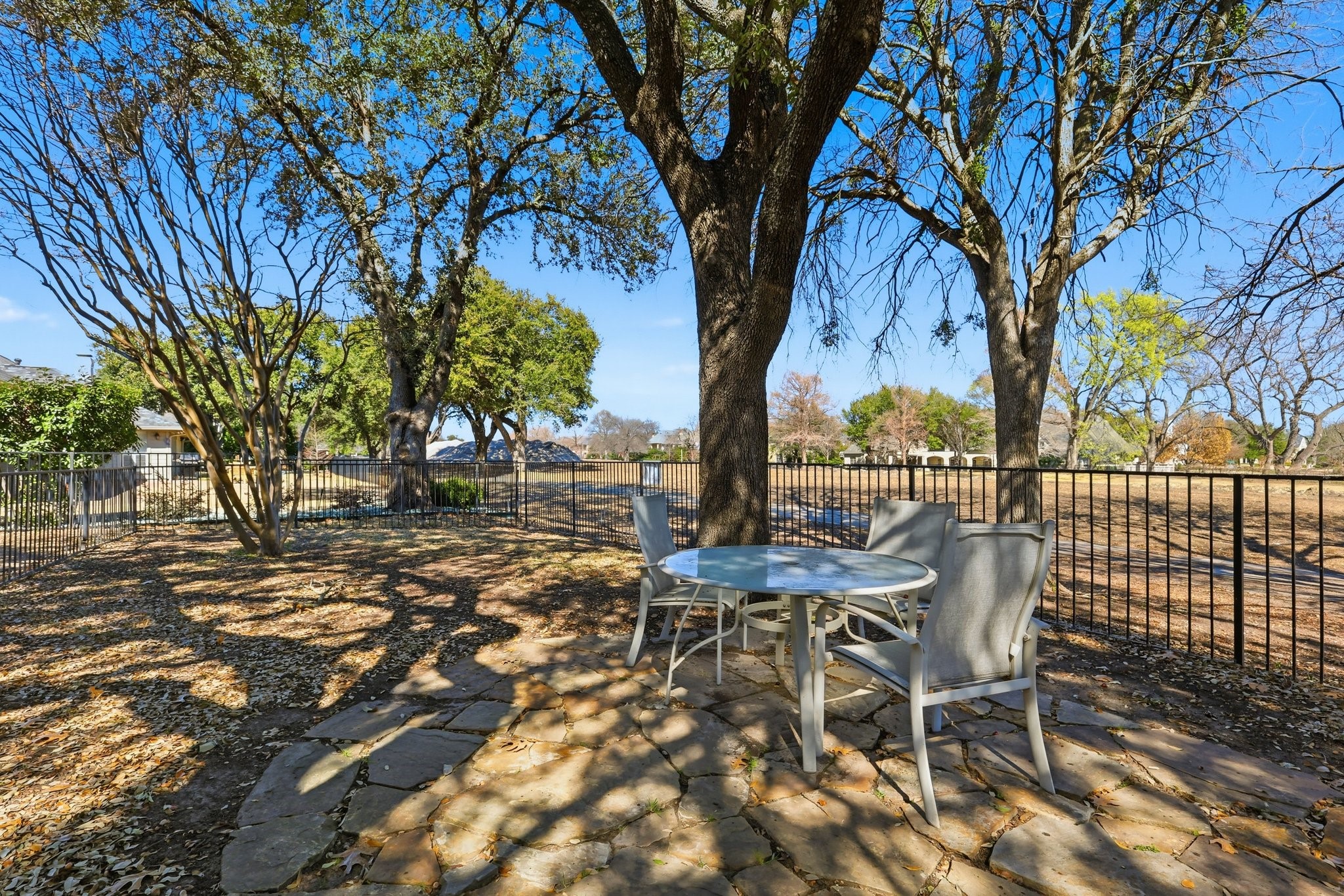 5806 Bent Trail