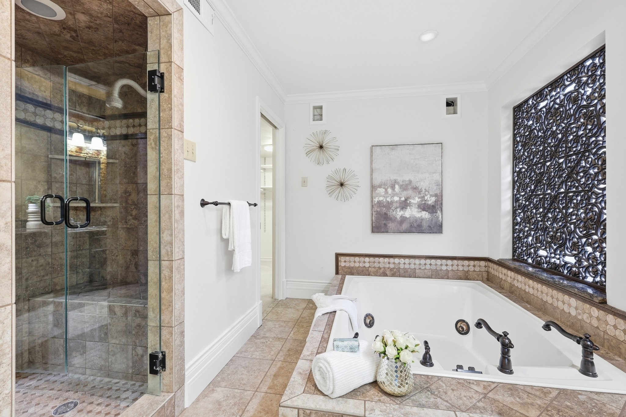 16815 Village Lane