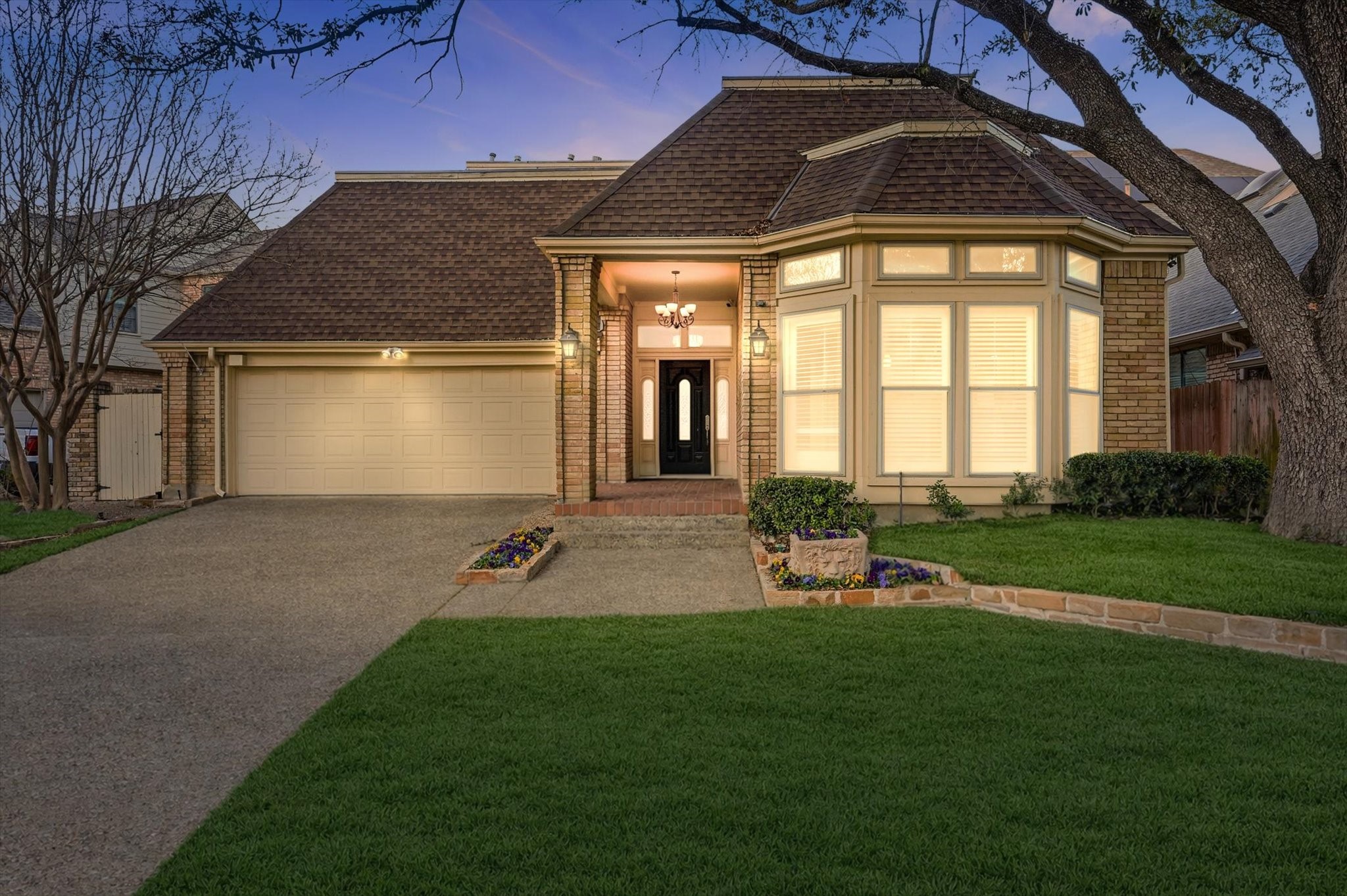 16815 Village Lane