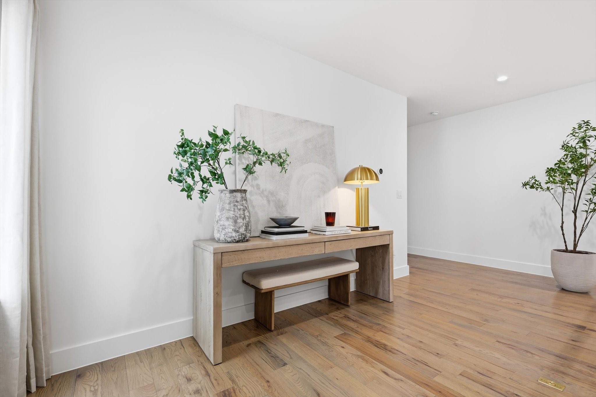 1925 N Prairie Avenue