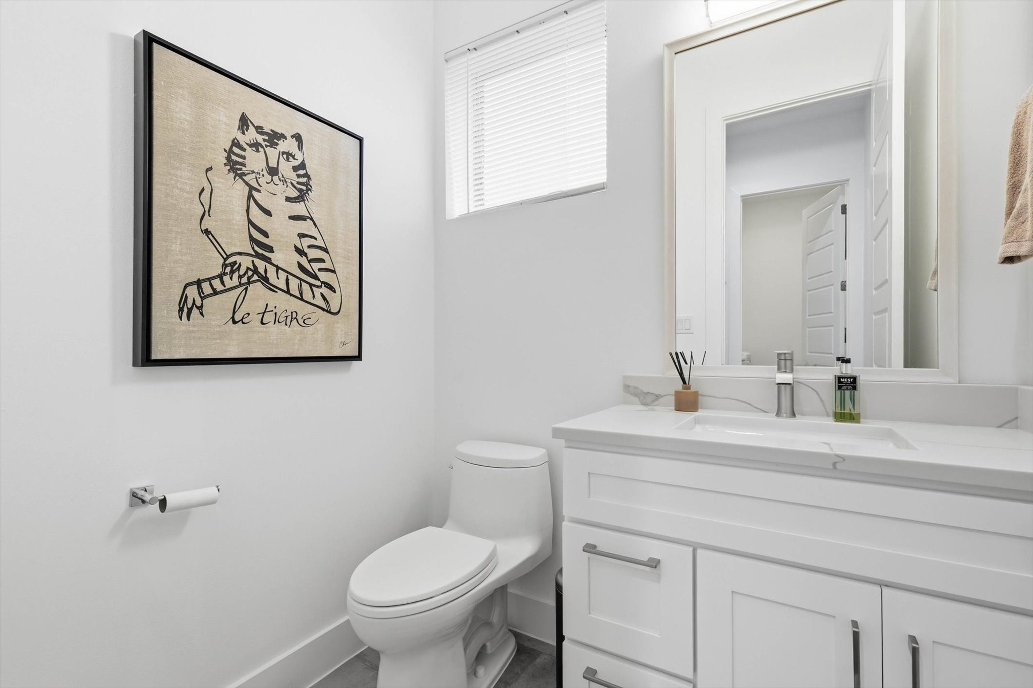 1925 N Prairie Avenue