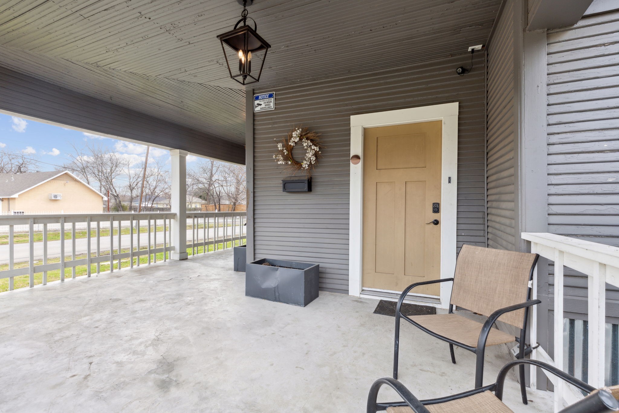 5346 Ash Lane