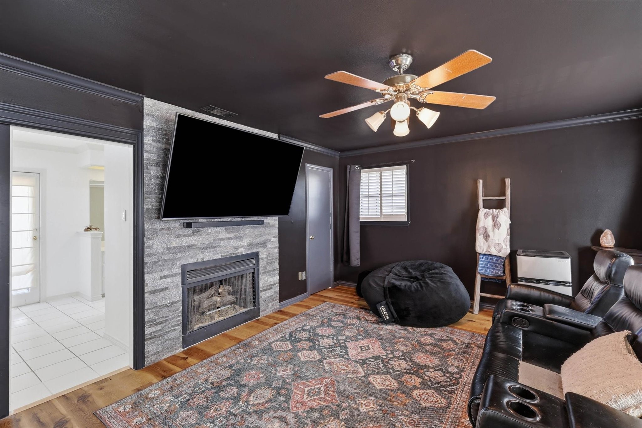 14917 Oaks North Drive