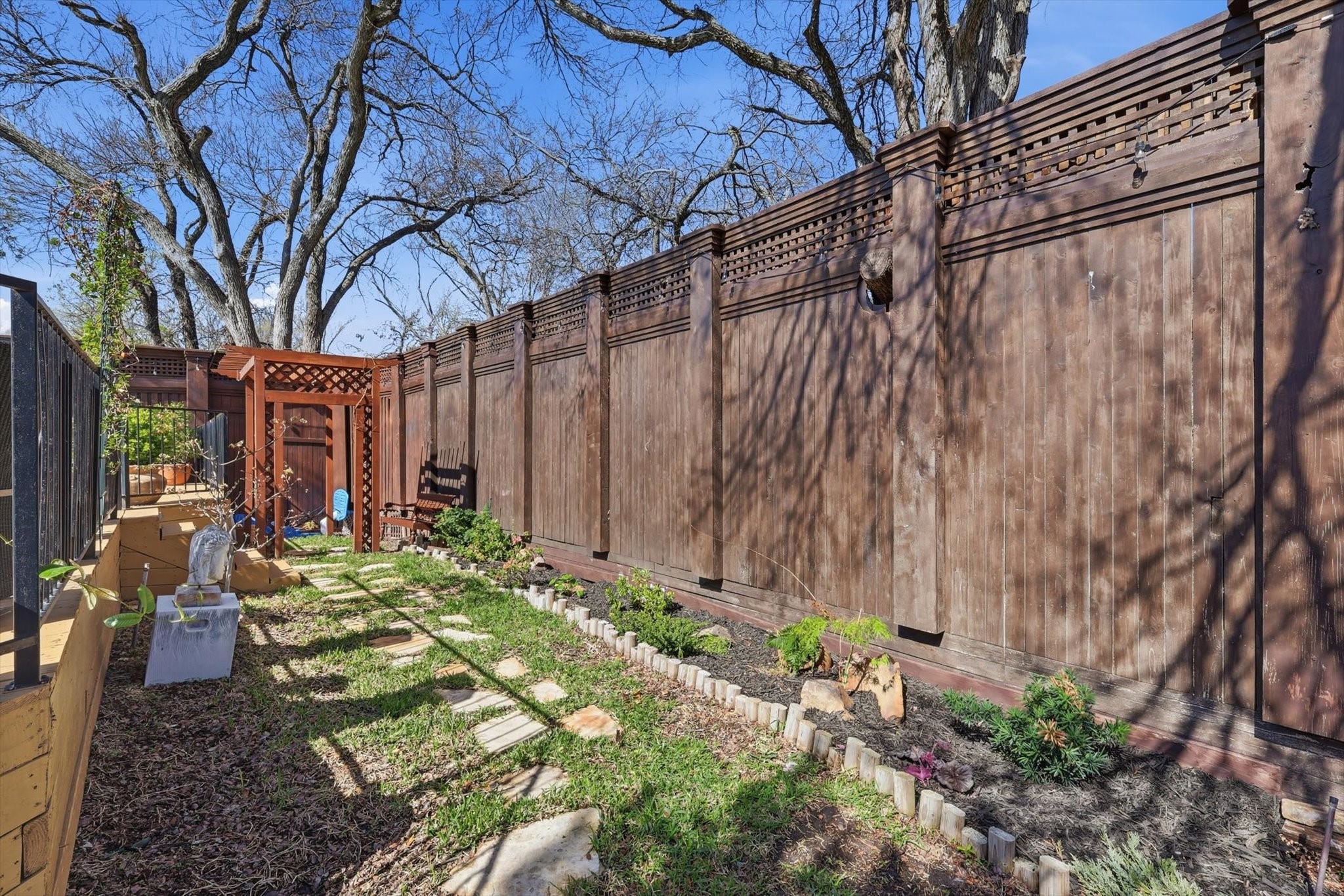 14917 Oaks North Drive