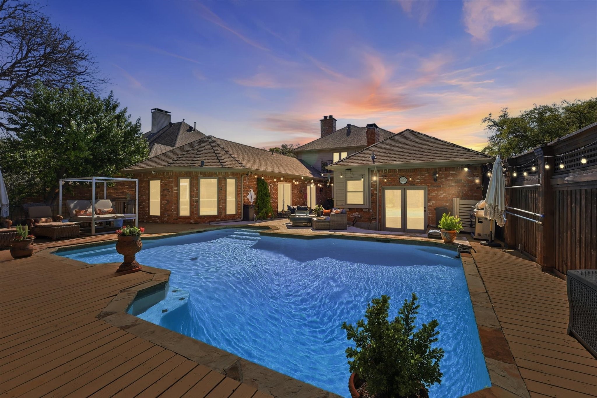14917 Oaks North Drive