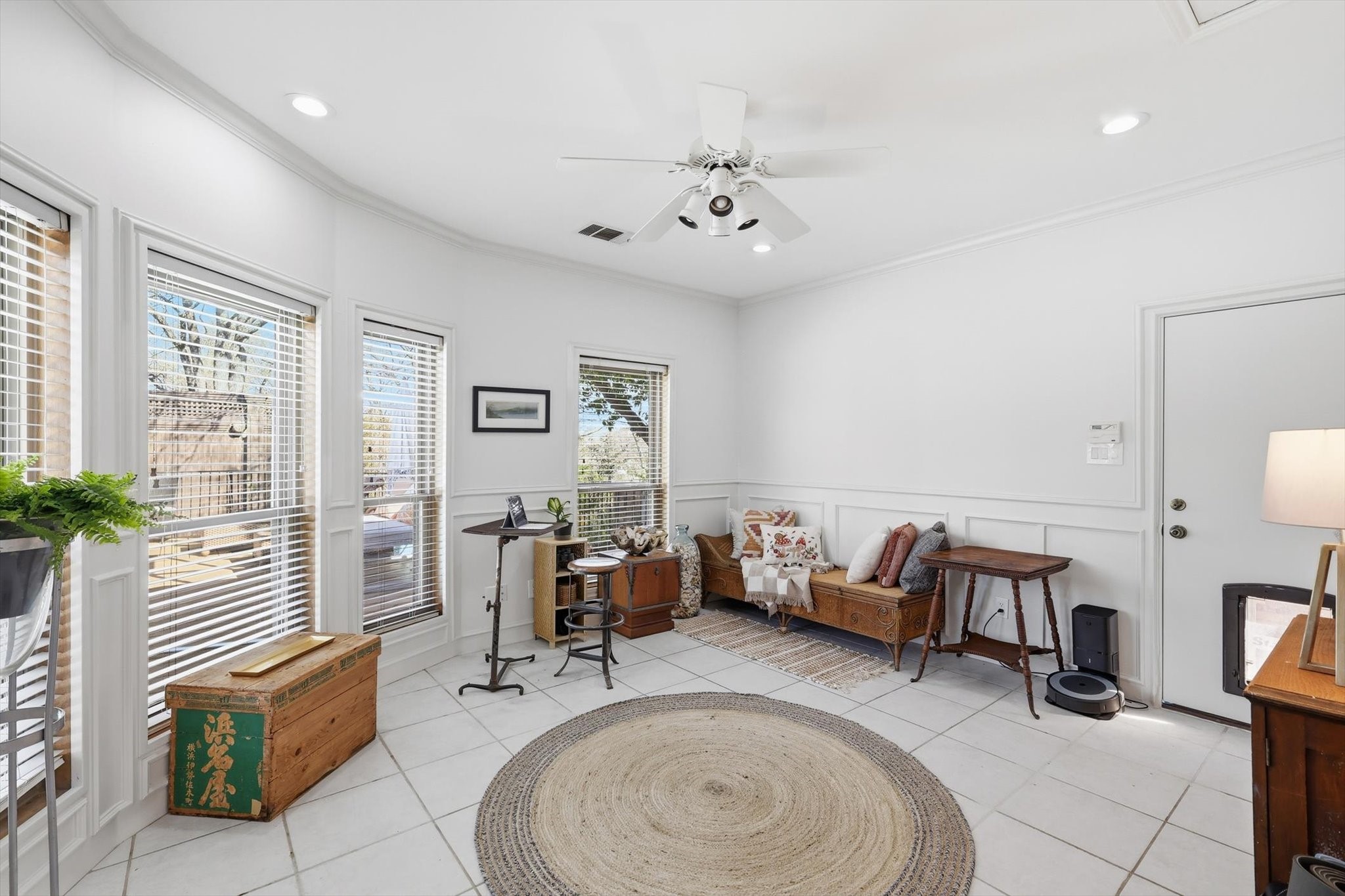 14917 Oaks North Drive