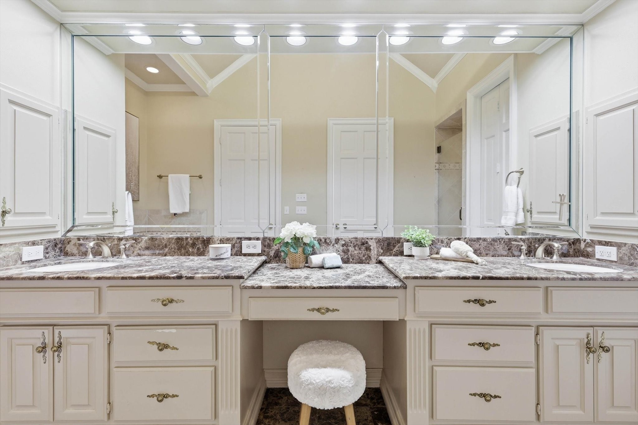 5219 Briar Tree Drive