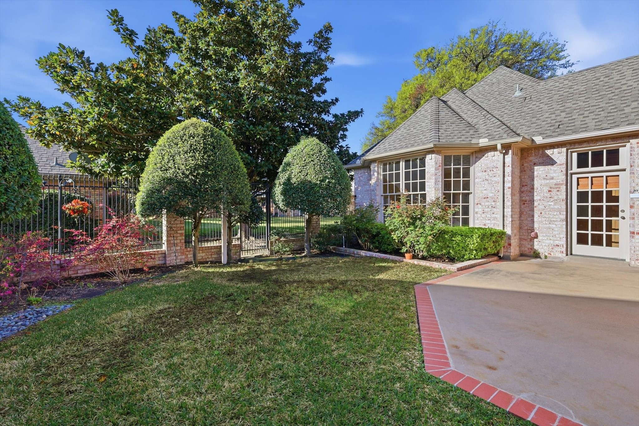 5219 Briar Tree Drive
