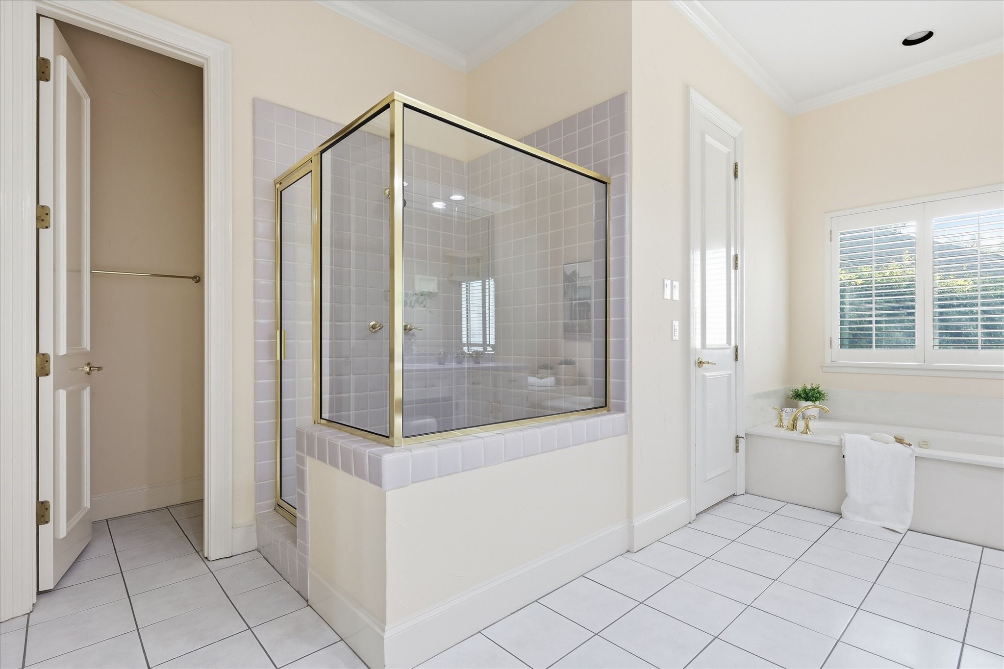 5020 Briar Tree Drive