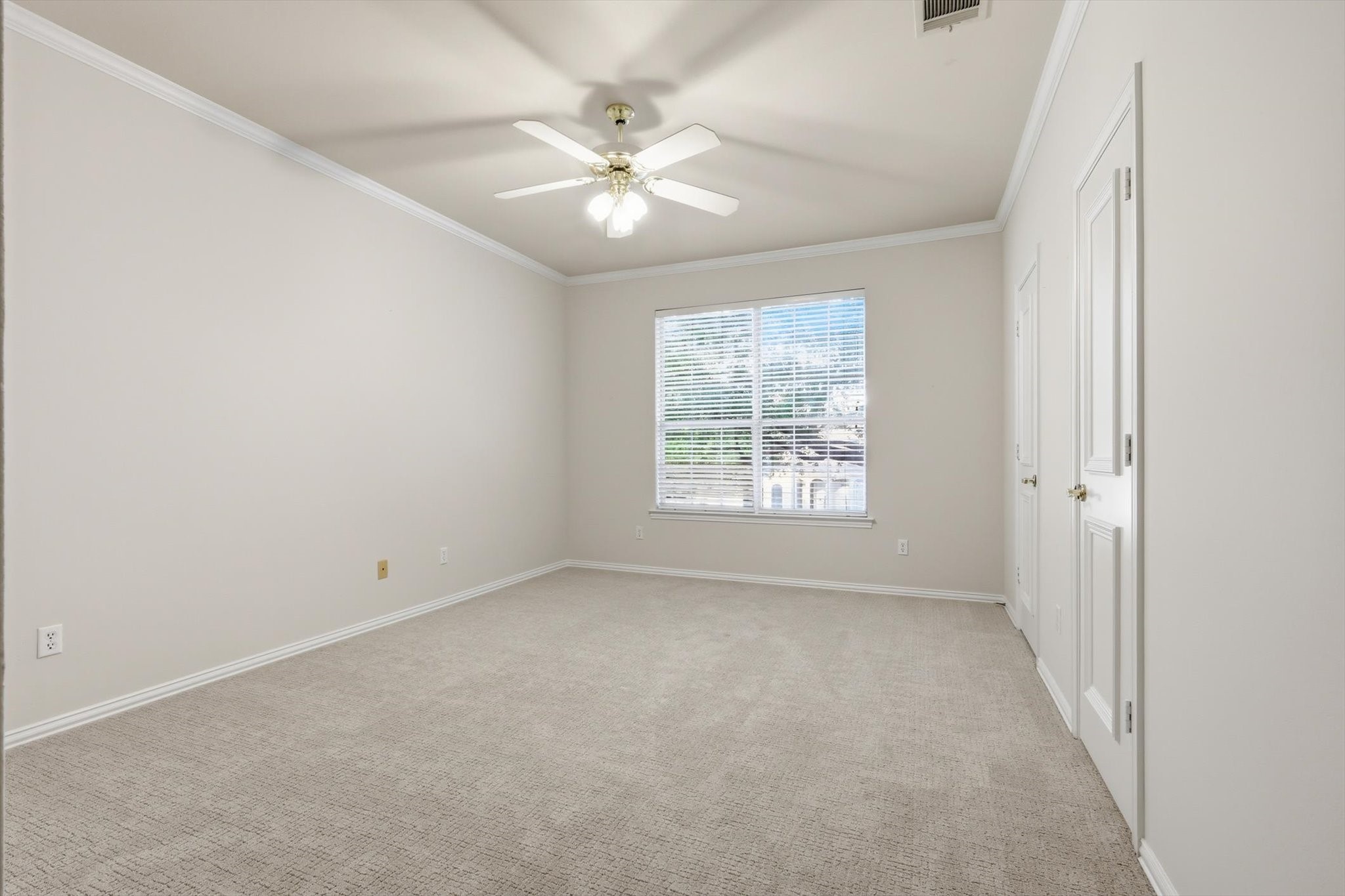 17431 Woods Edge Drive