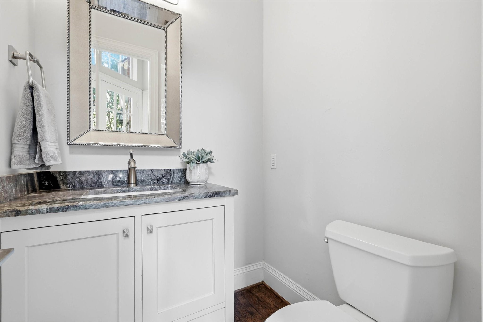 17431 Woods Edge Drive