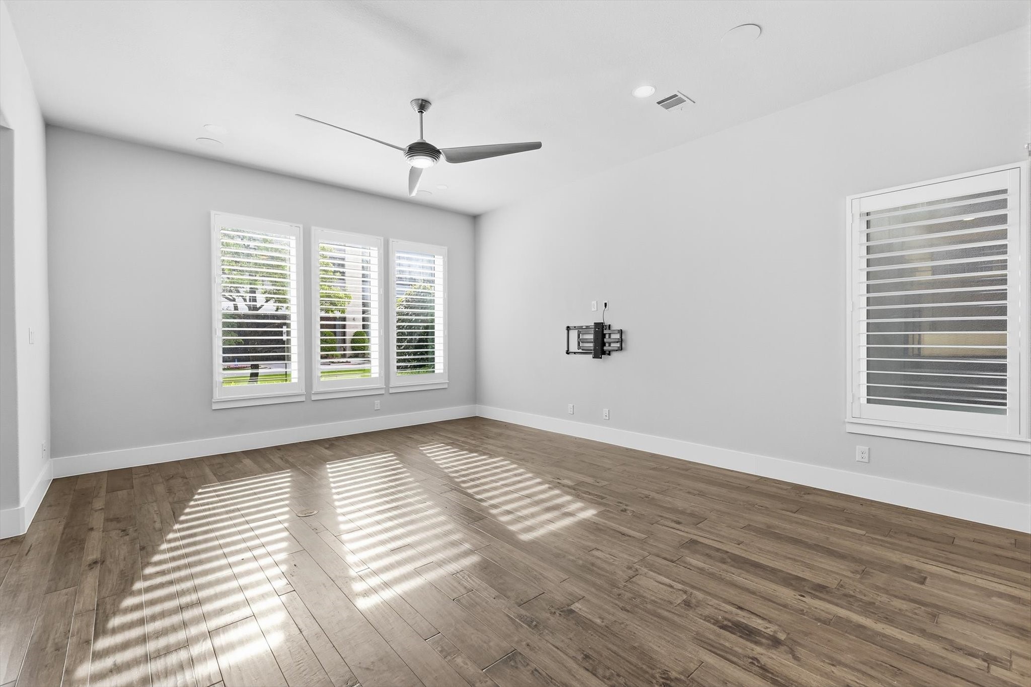 7812 Merit Lane
