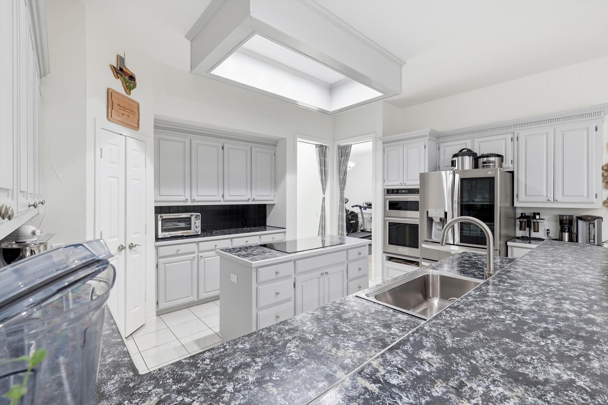 2105 Leeds Drive