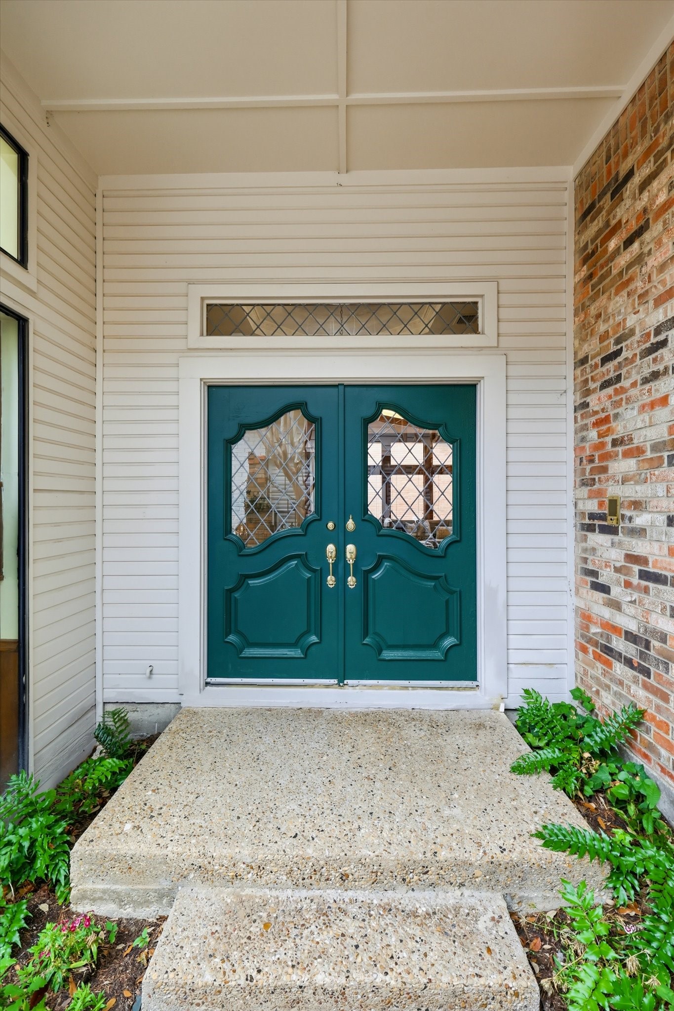 5014 Village Court