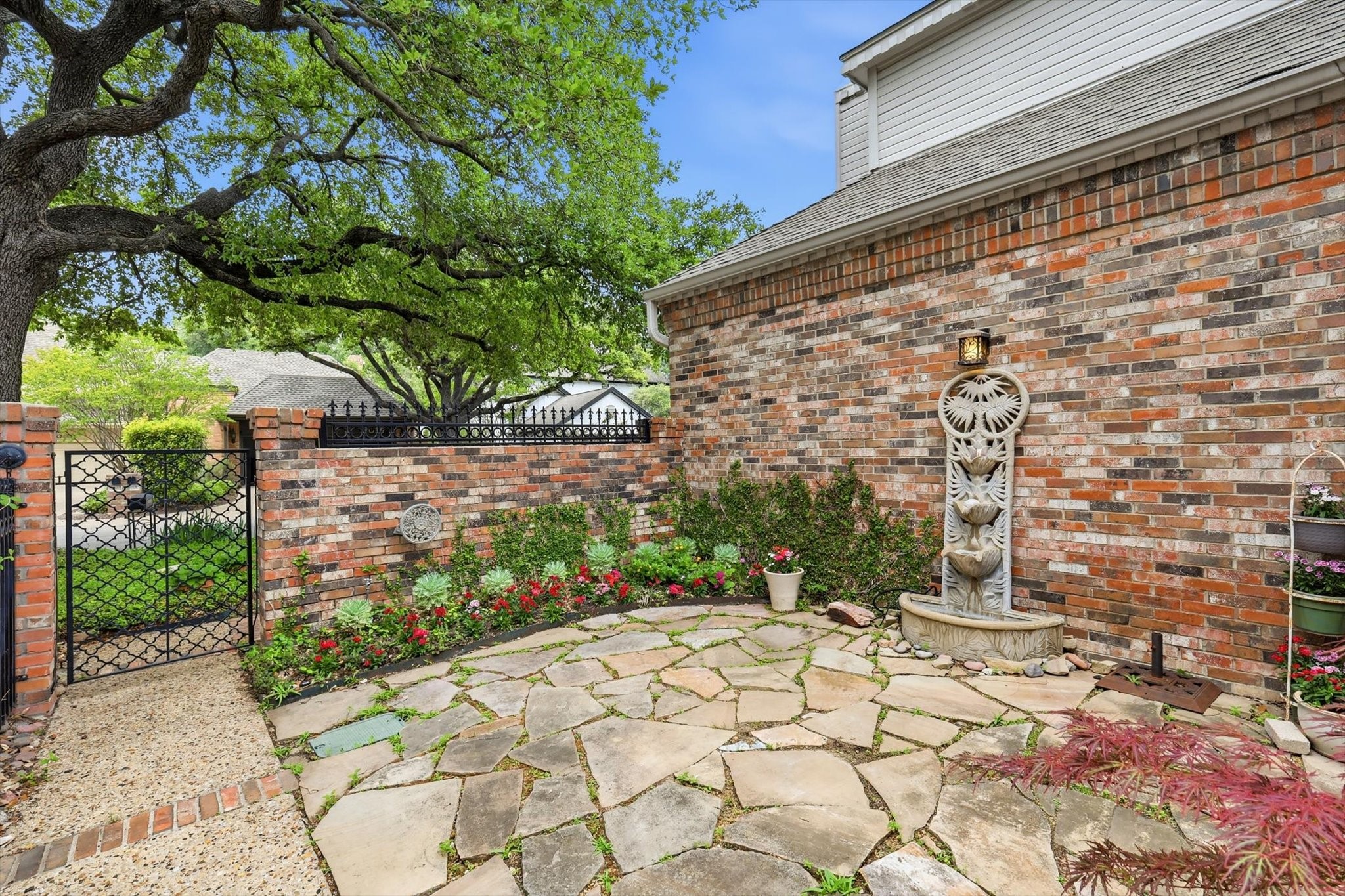 5014 Village Court