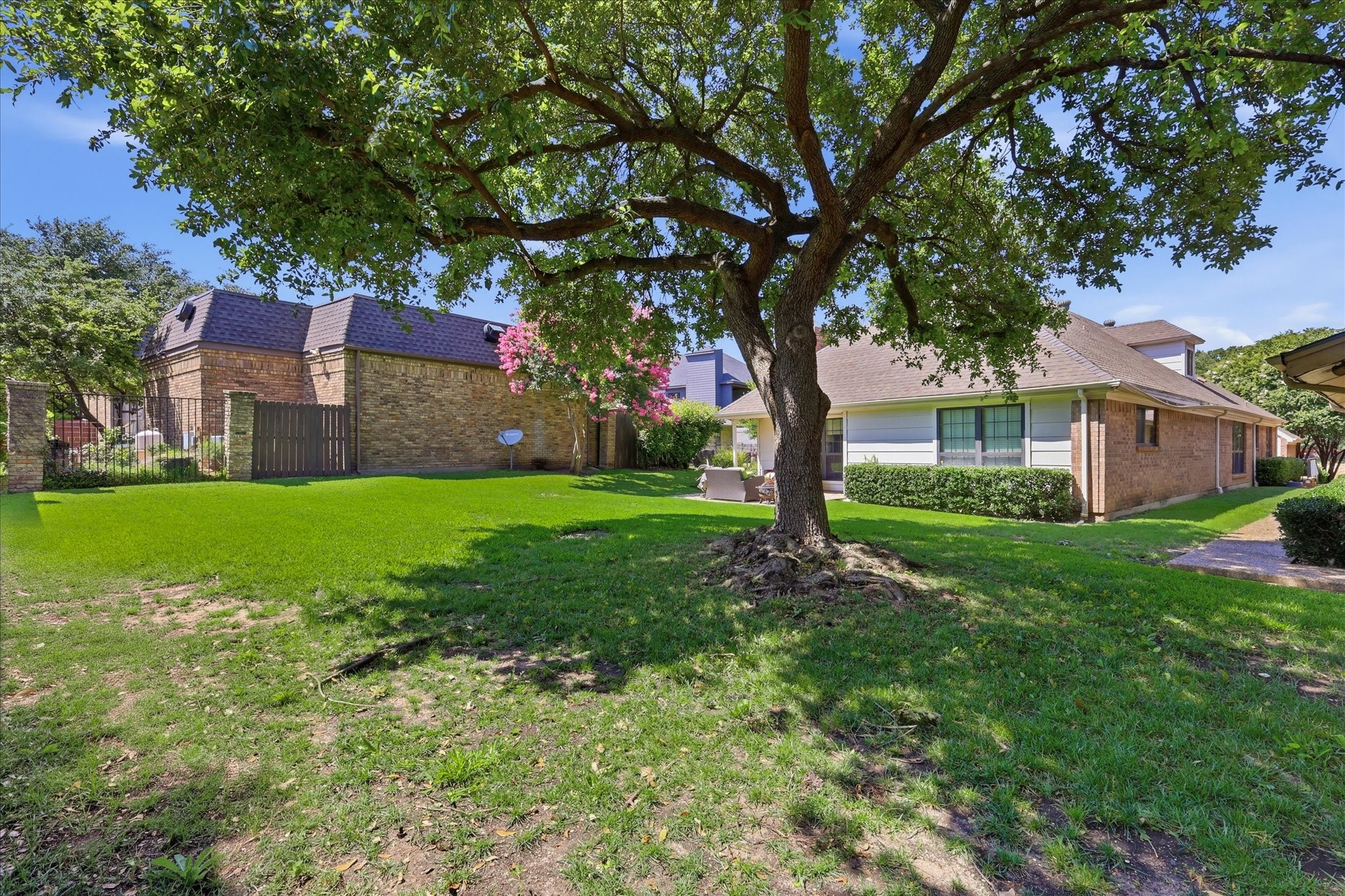 16702 Village Lane