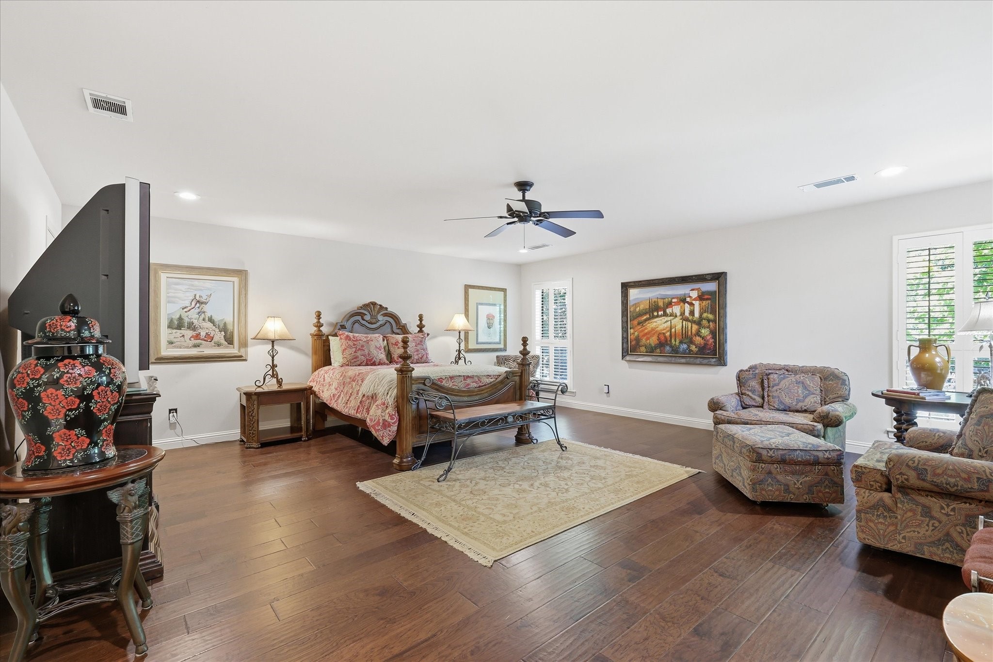 16702 Village Lane