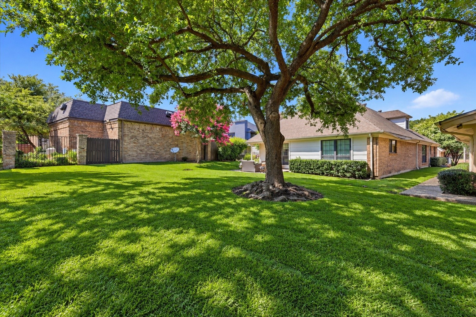 16702 Village Lane