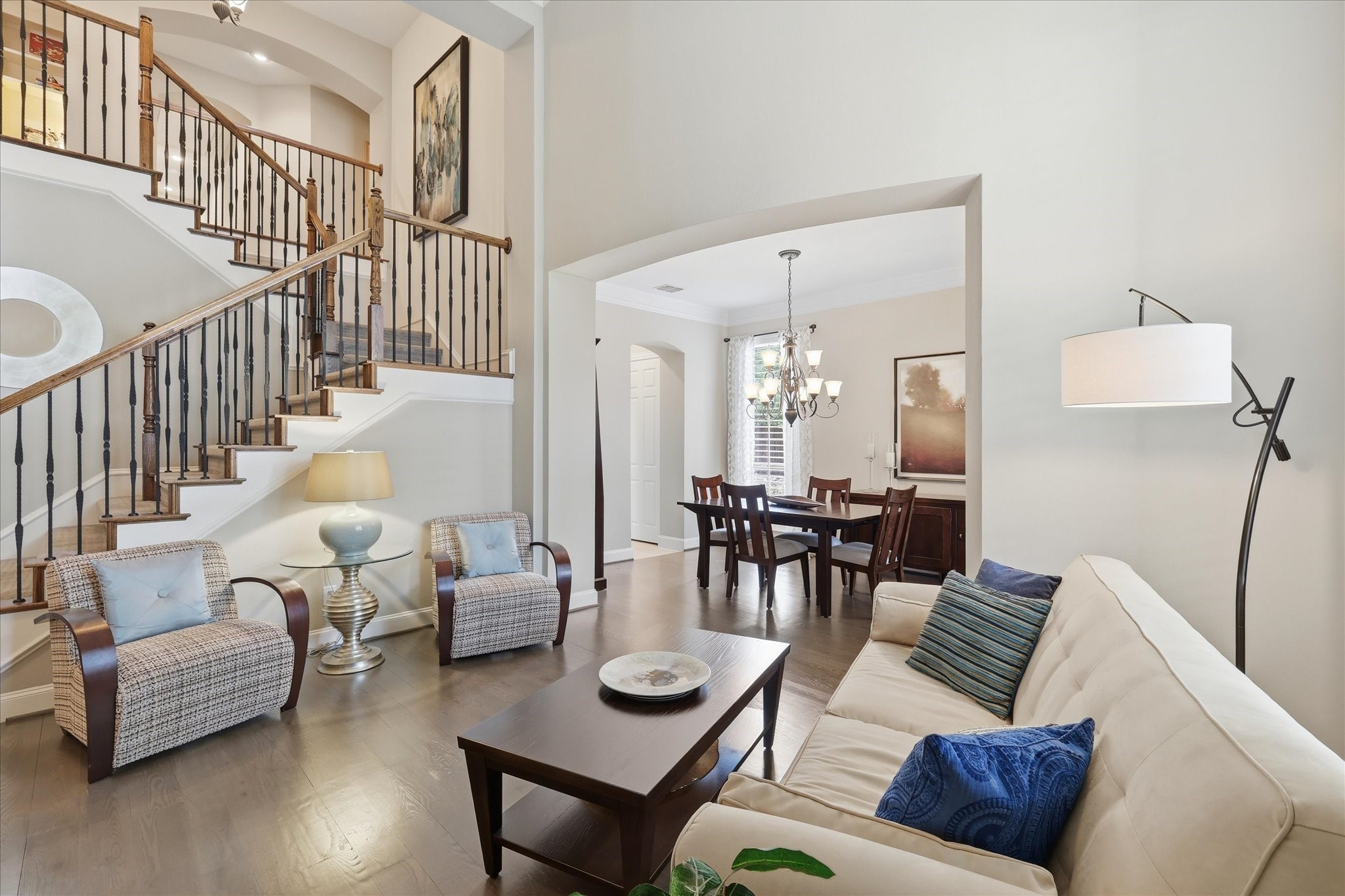 901 Foxworth Court
