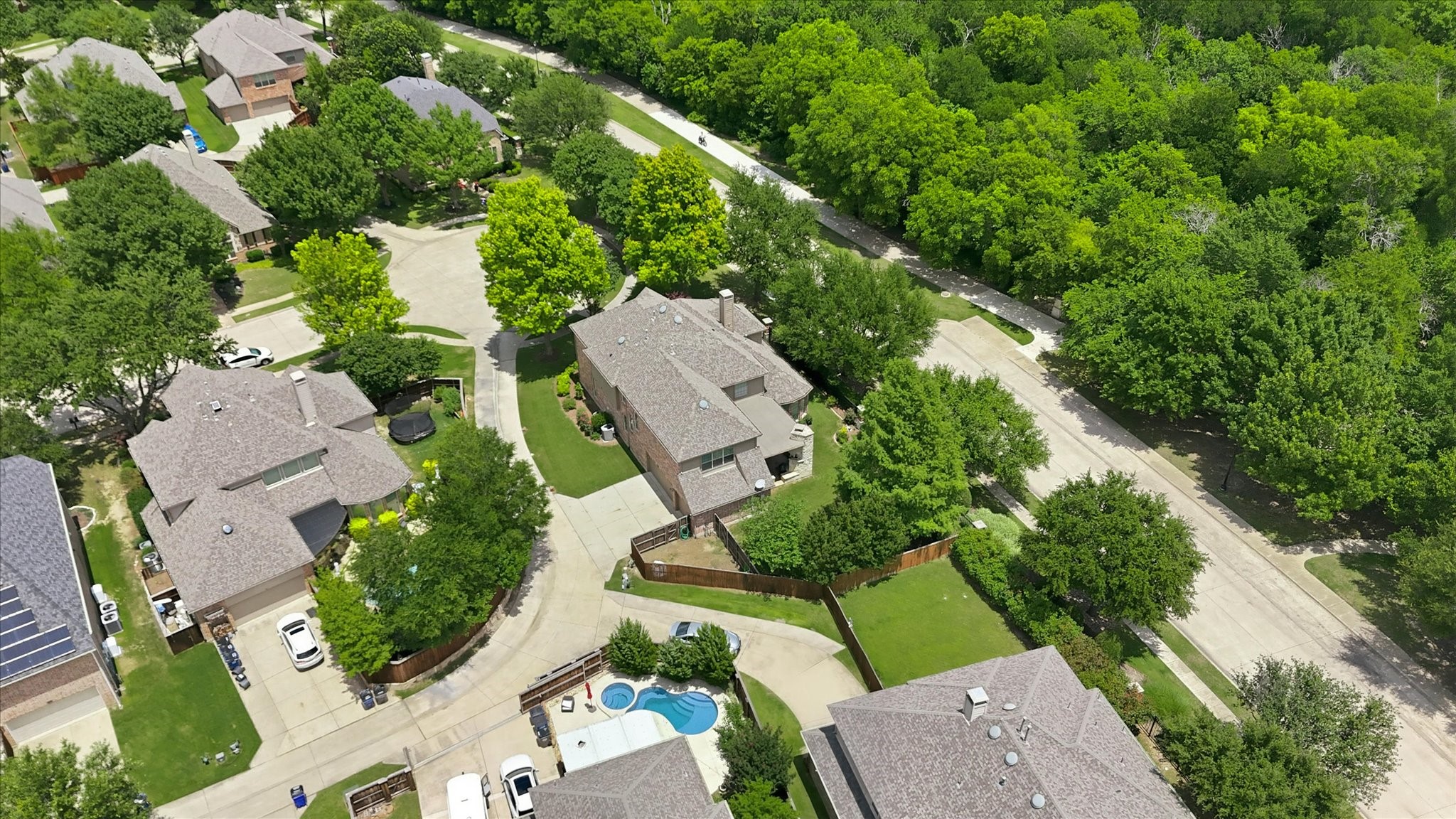901 Foxworth Court