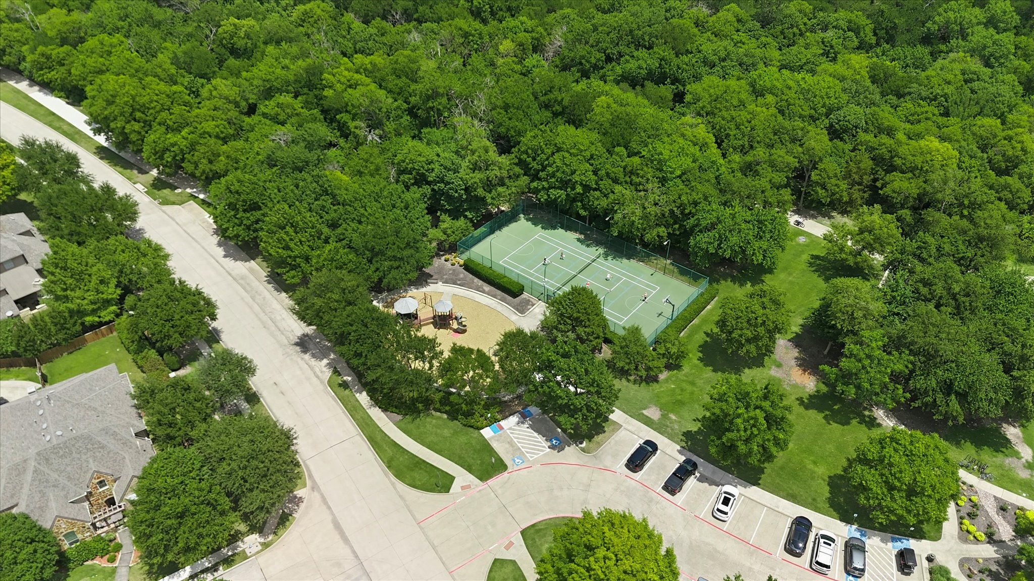 901 Foxworth Court