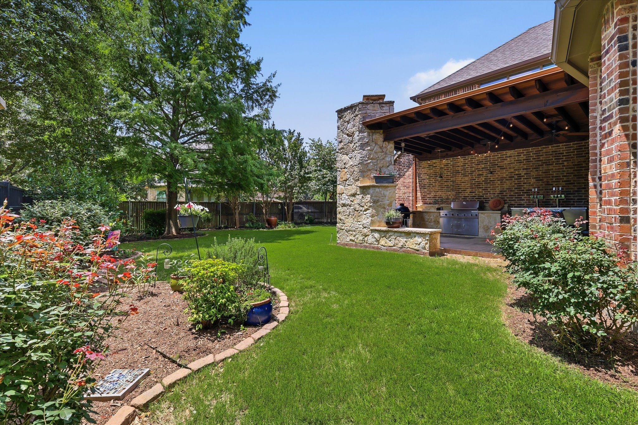 901 Foxworth Court