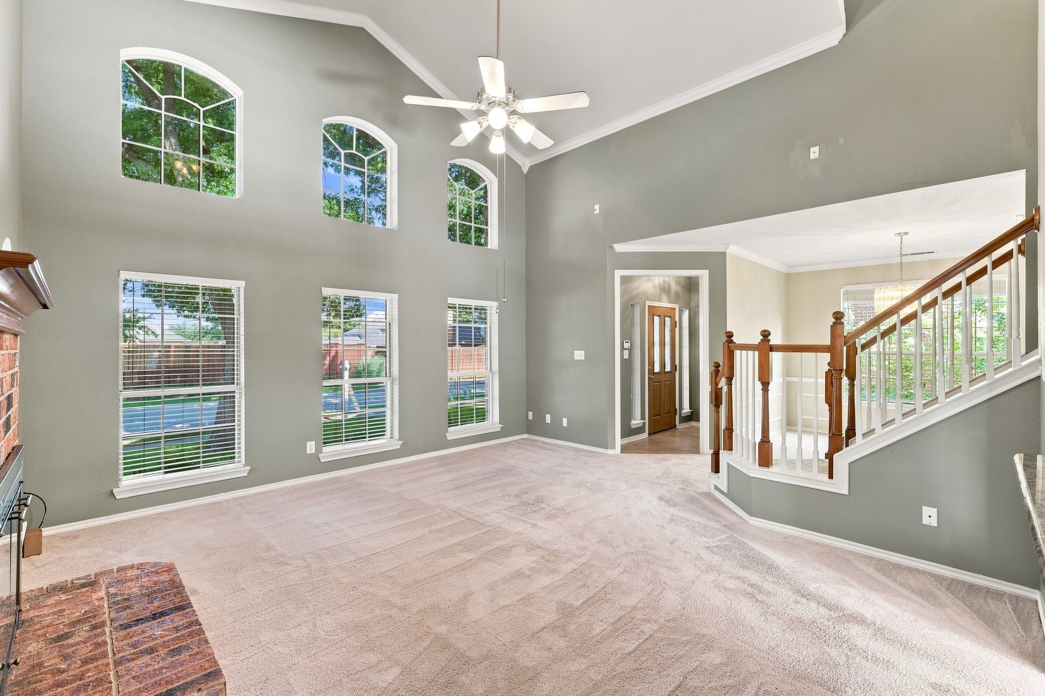 2740 Summertree Drive