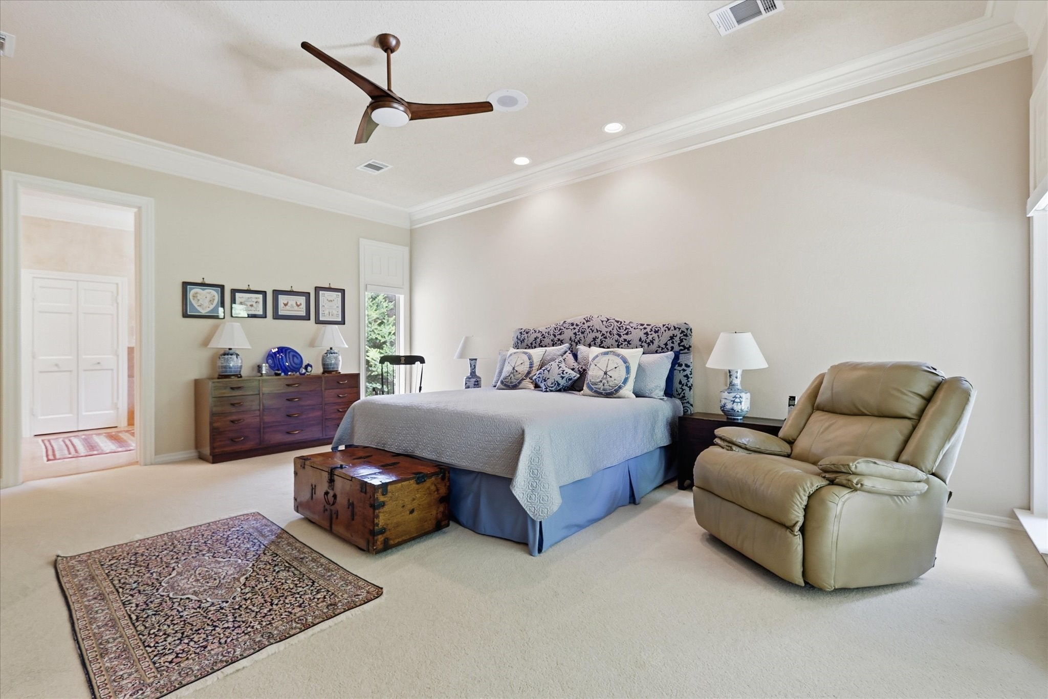 5909 Club Hill Place