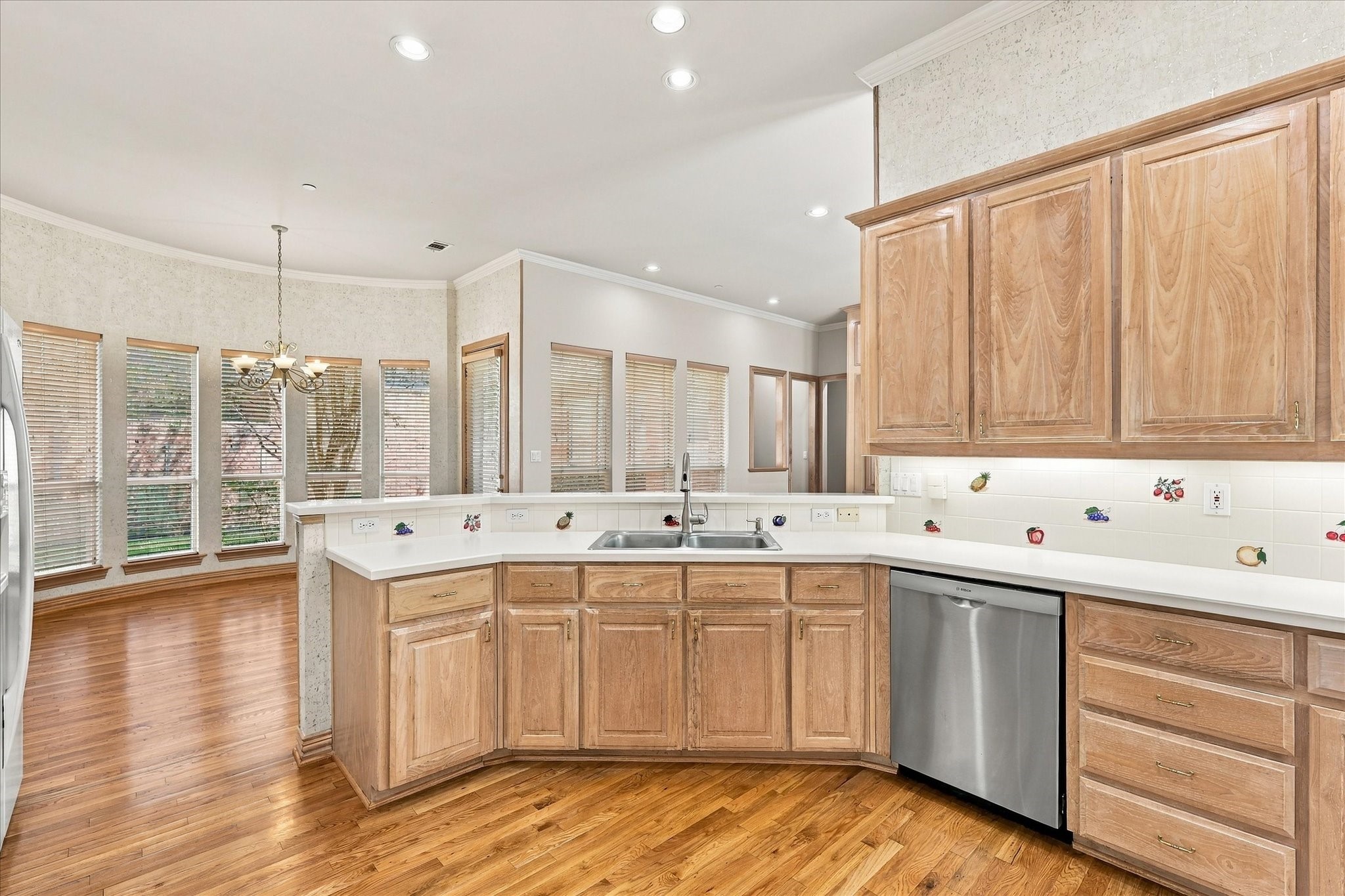14762 Bedivere Court