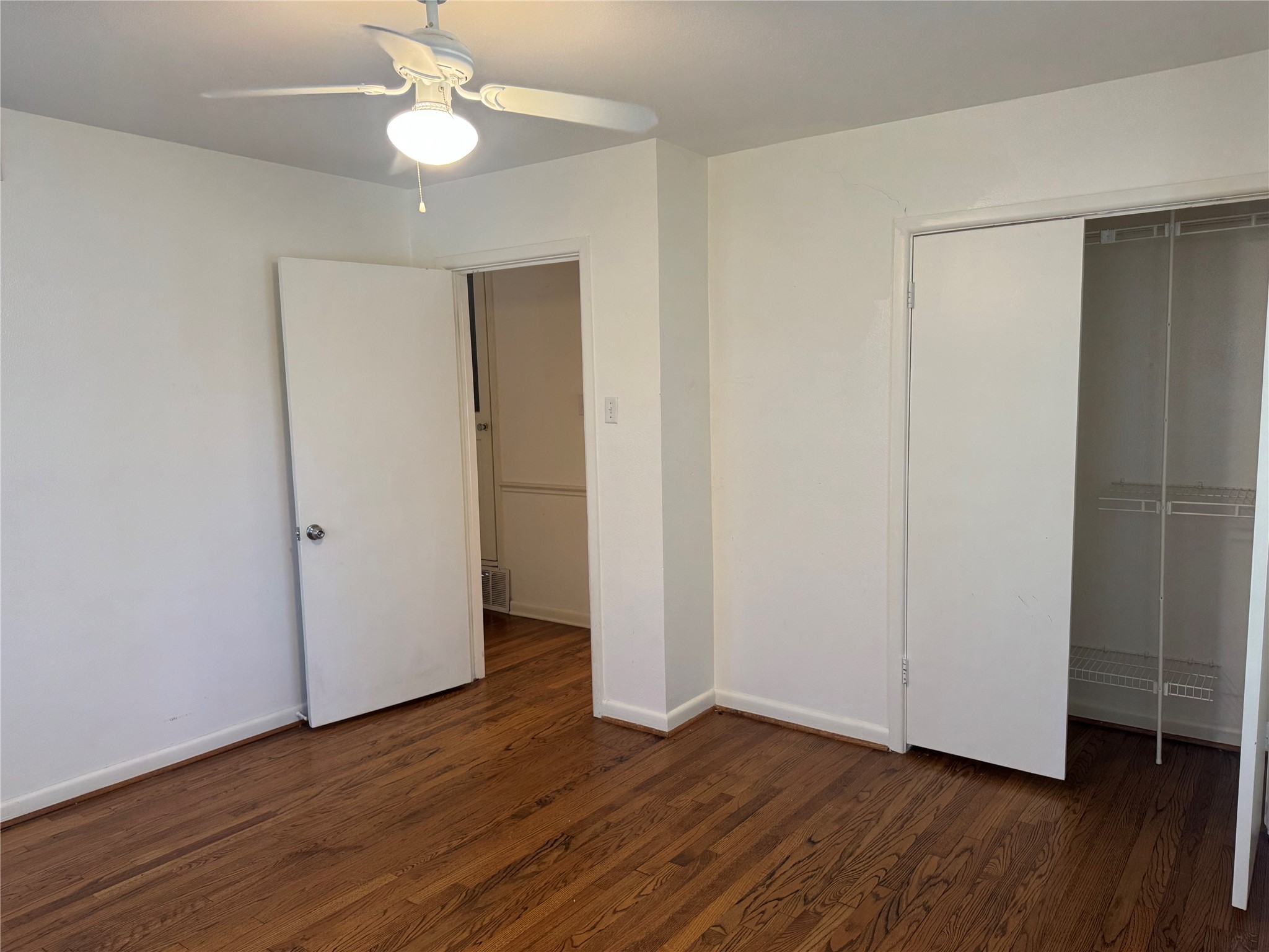 514 W Ridgewood Drive