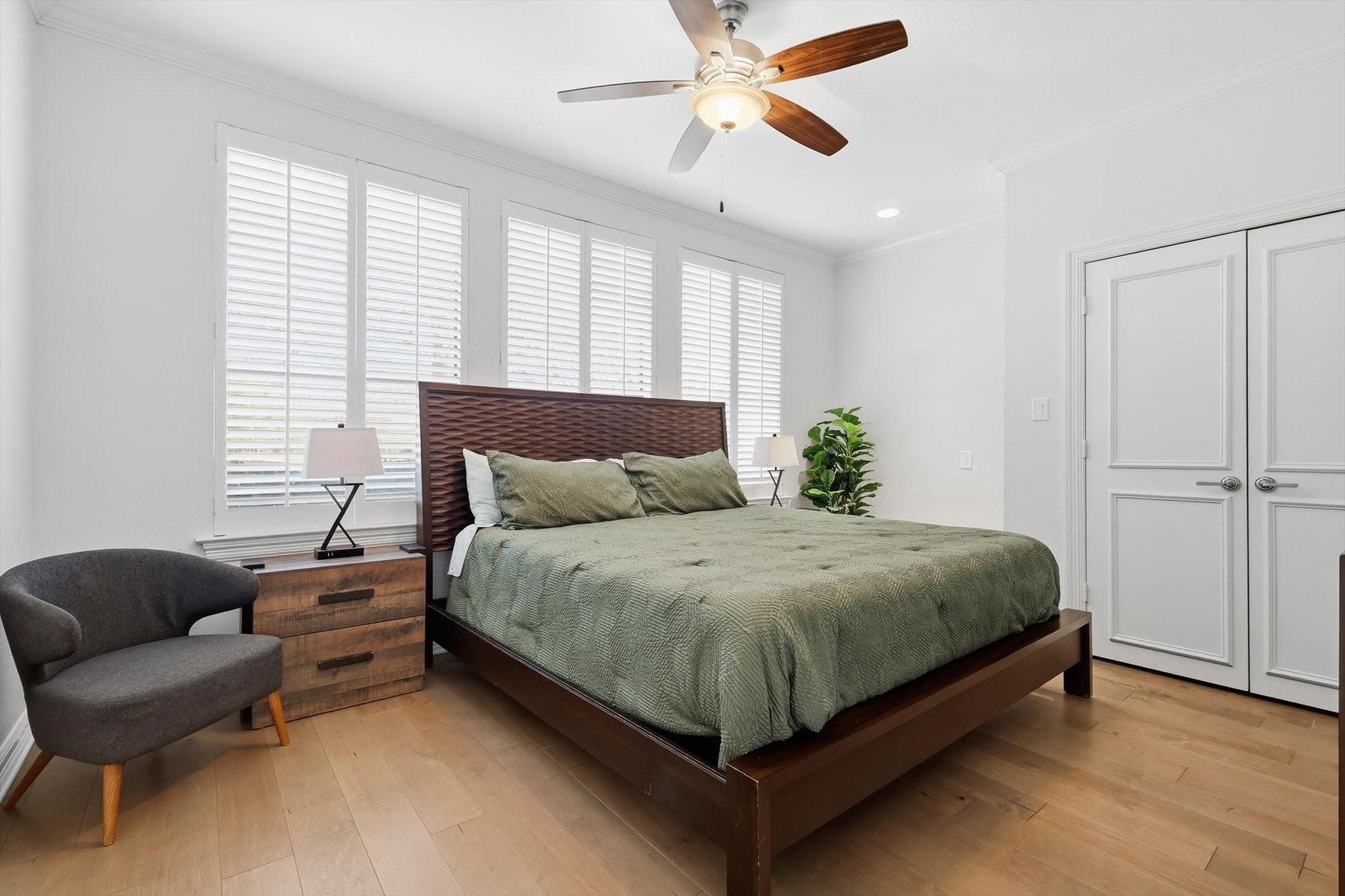 5806 Bent Trail