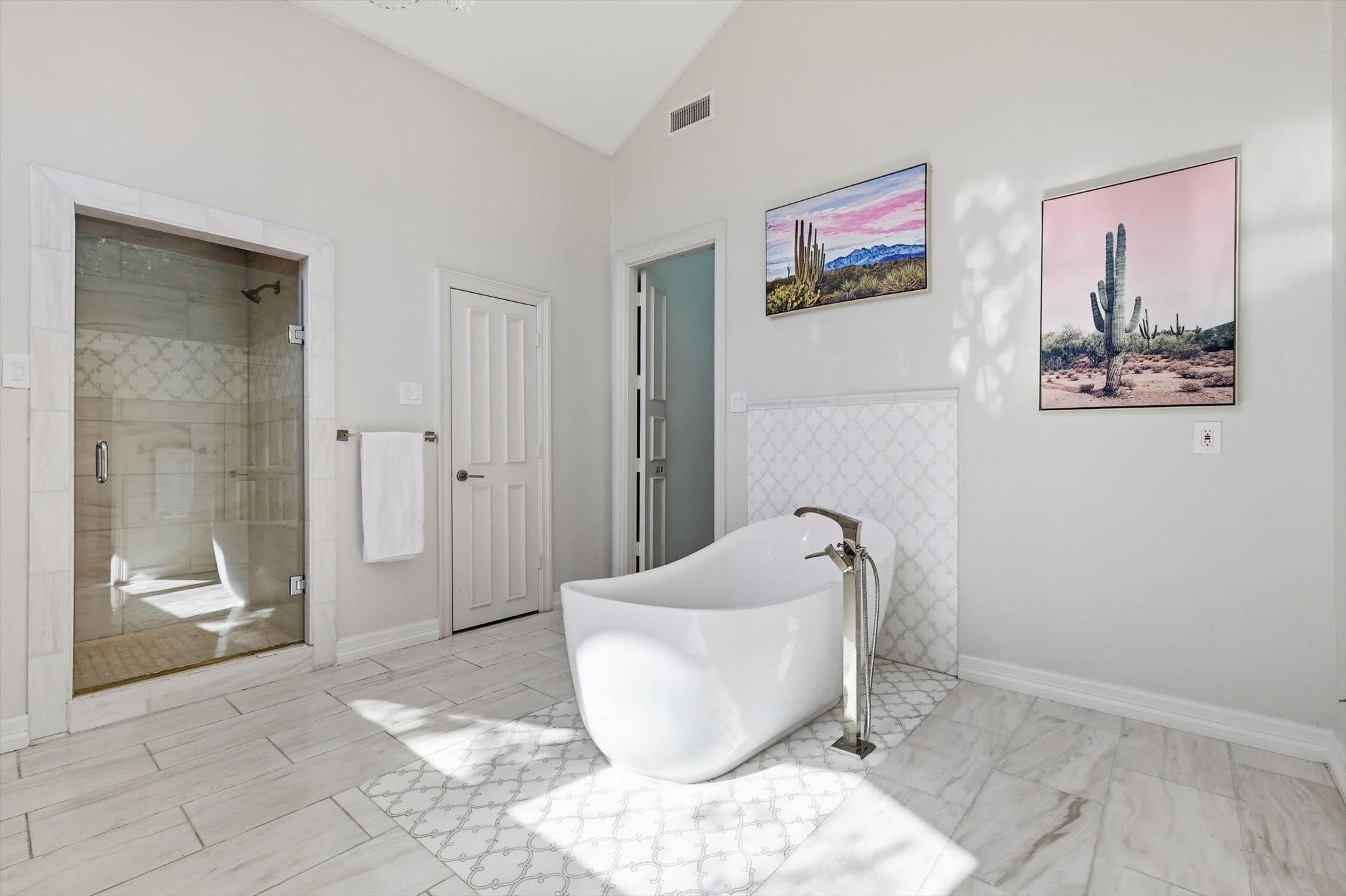 5806 Bent Trail