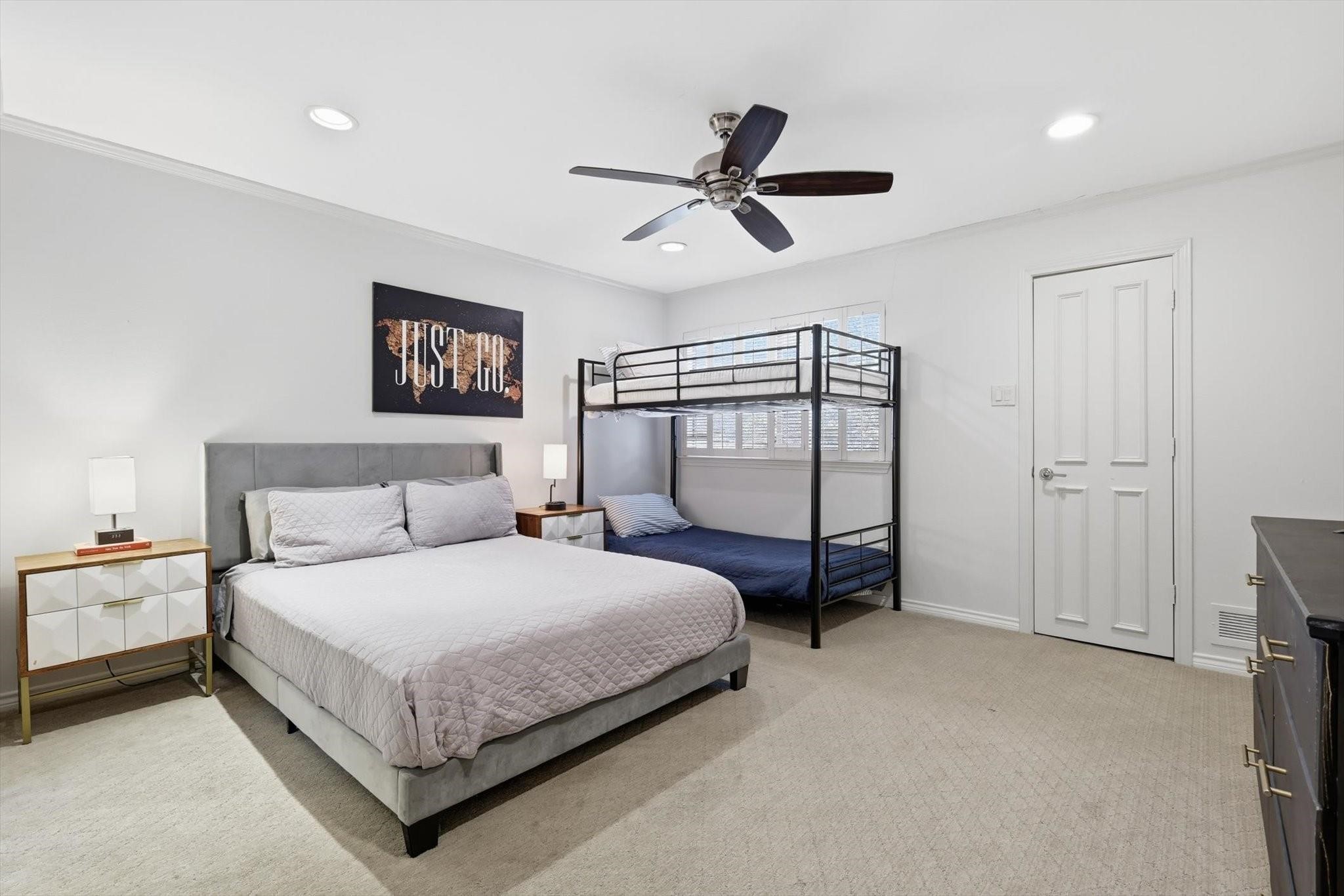 5806 Bent Trail