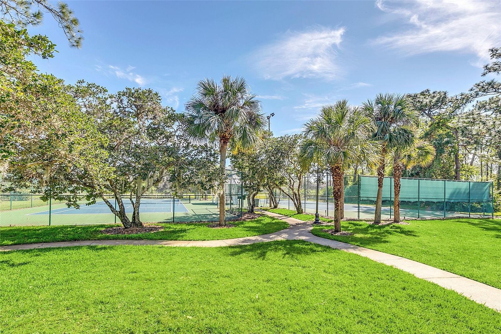 2207 CYPRESS VILLAS DR