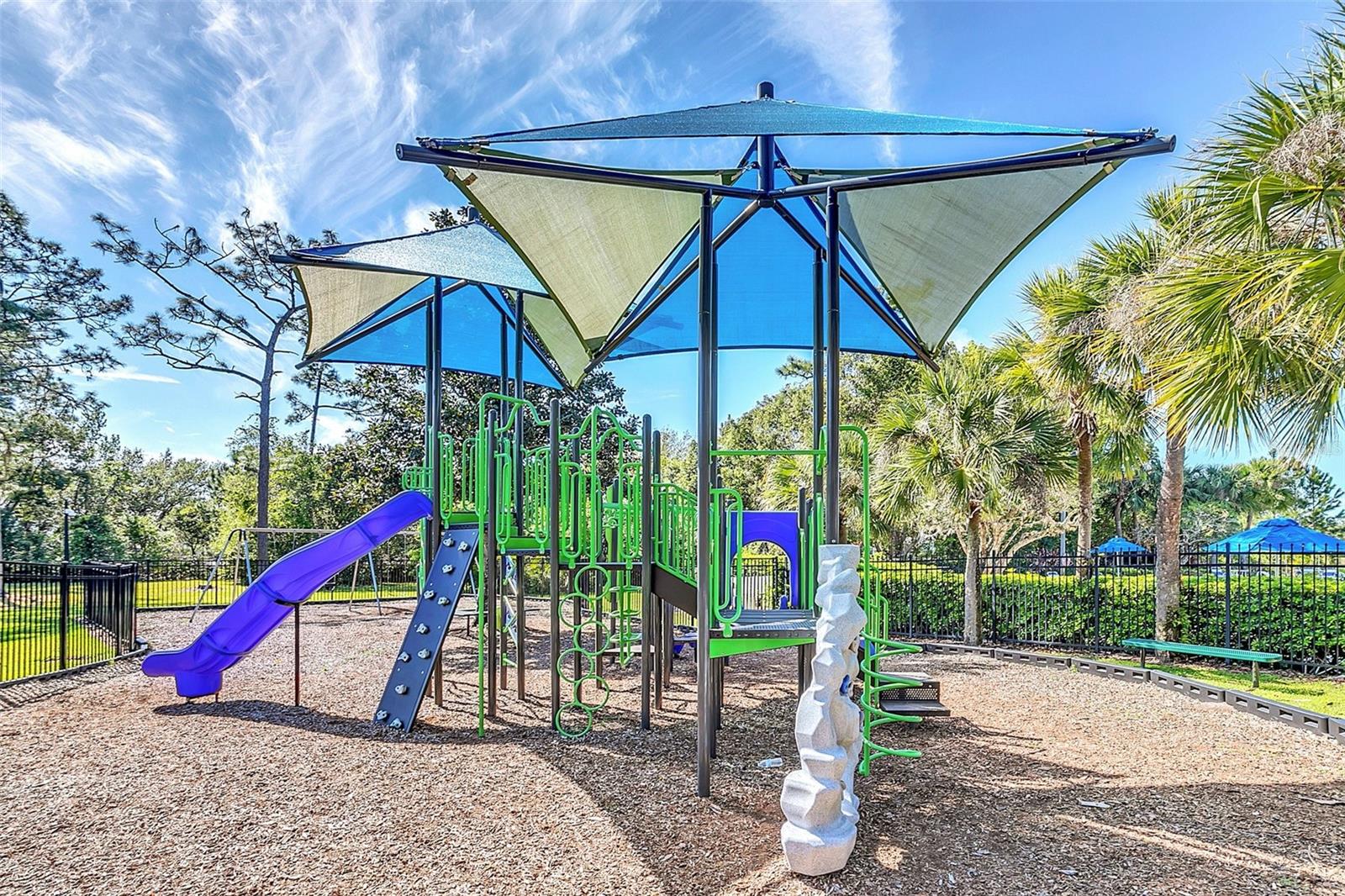 2207 CYPRESS VILLAS DR