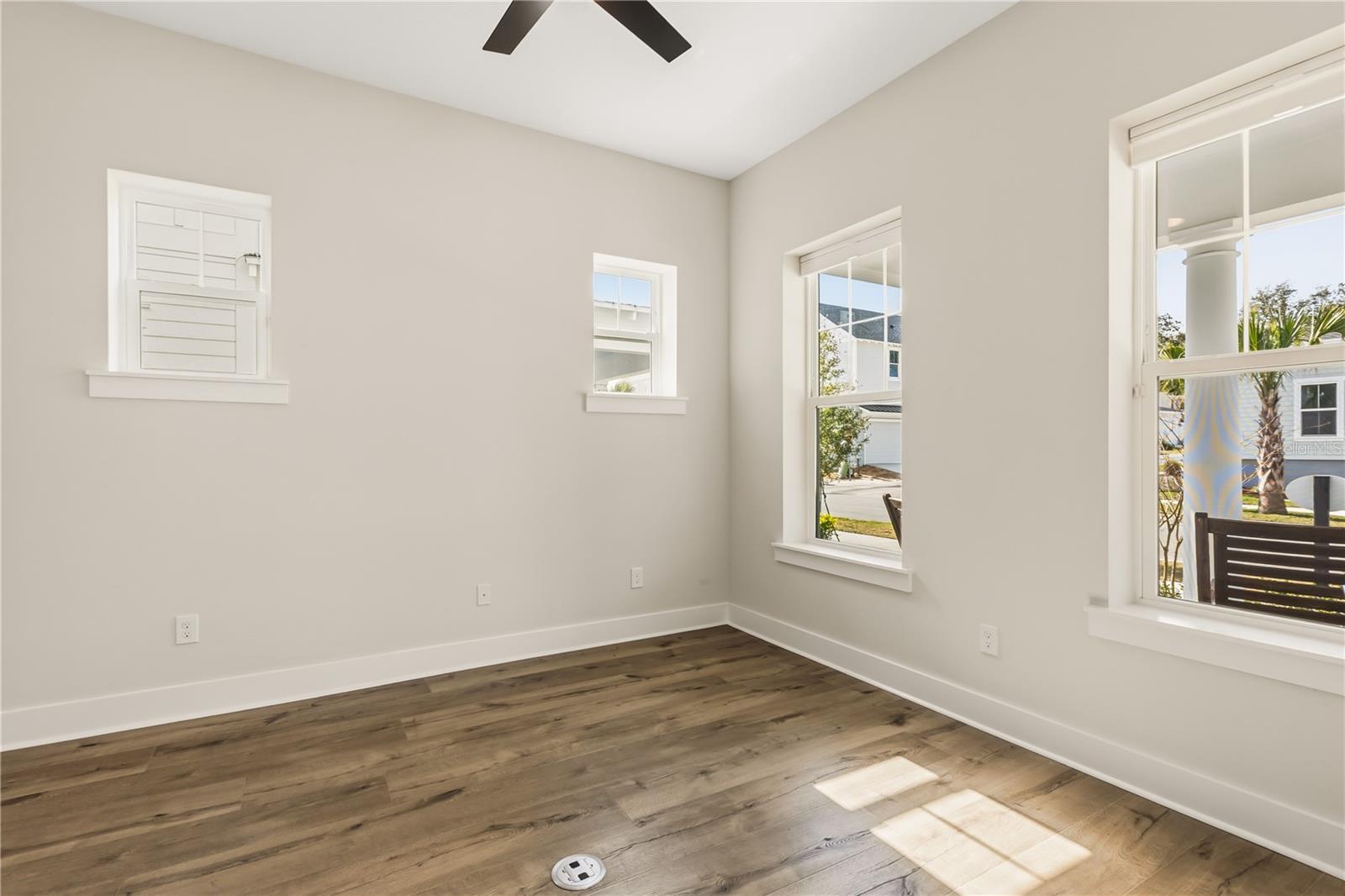 1185 WILDER OAKS WAY