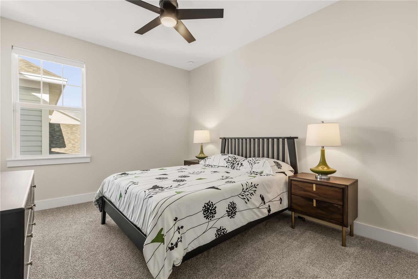 1185 WILDER OAKS WAY