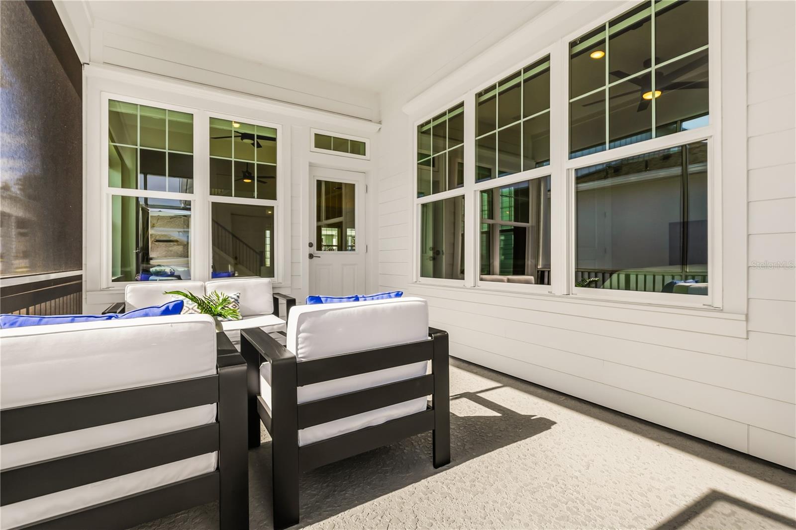 1185 WILDER OAKS WAY