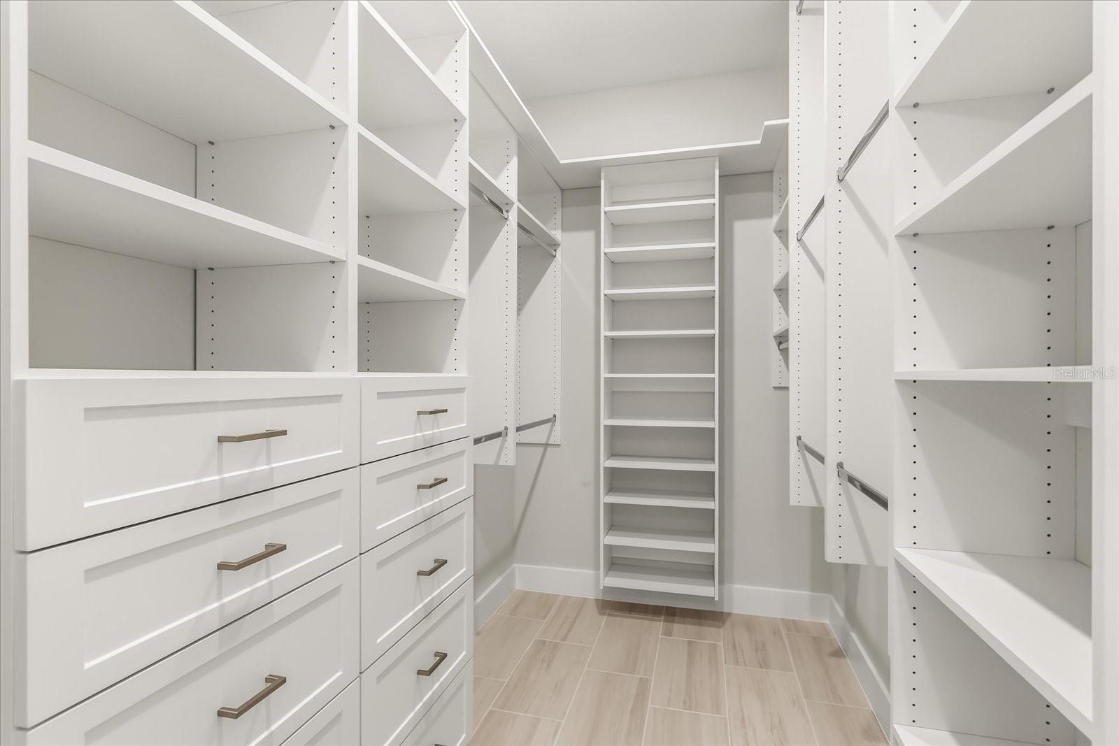 1185 WILDER OAKS WAY