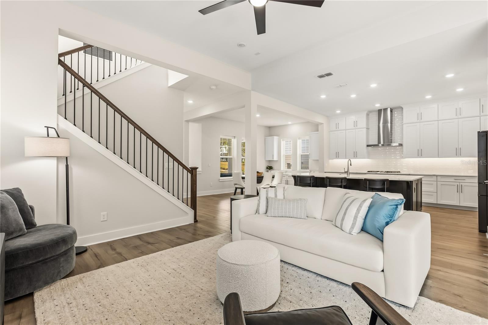 1185 WILDER OAKS WAY