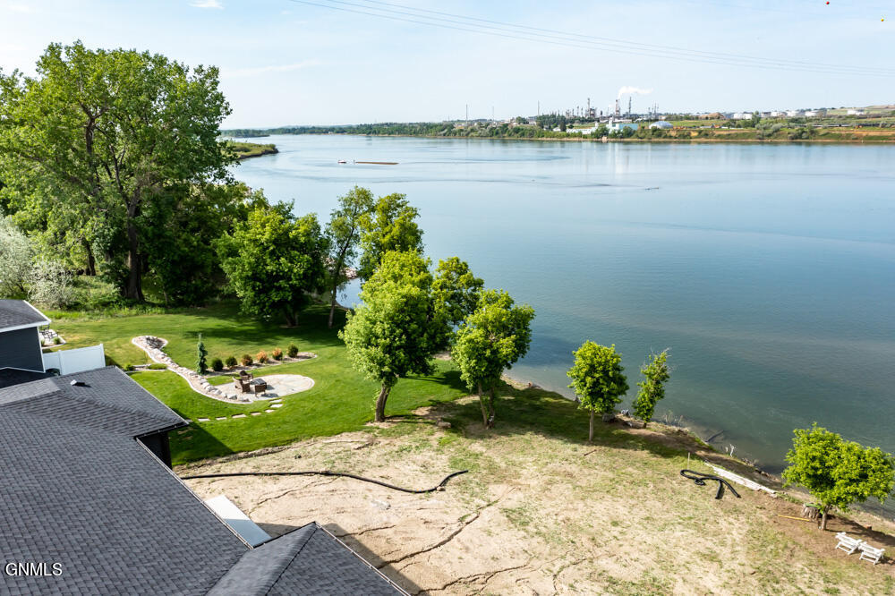 5832 Misty Waters Drive