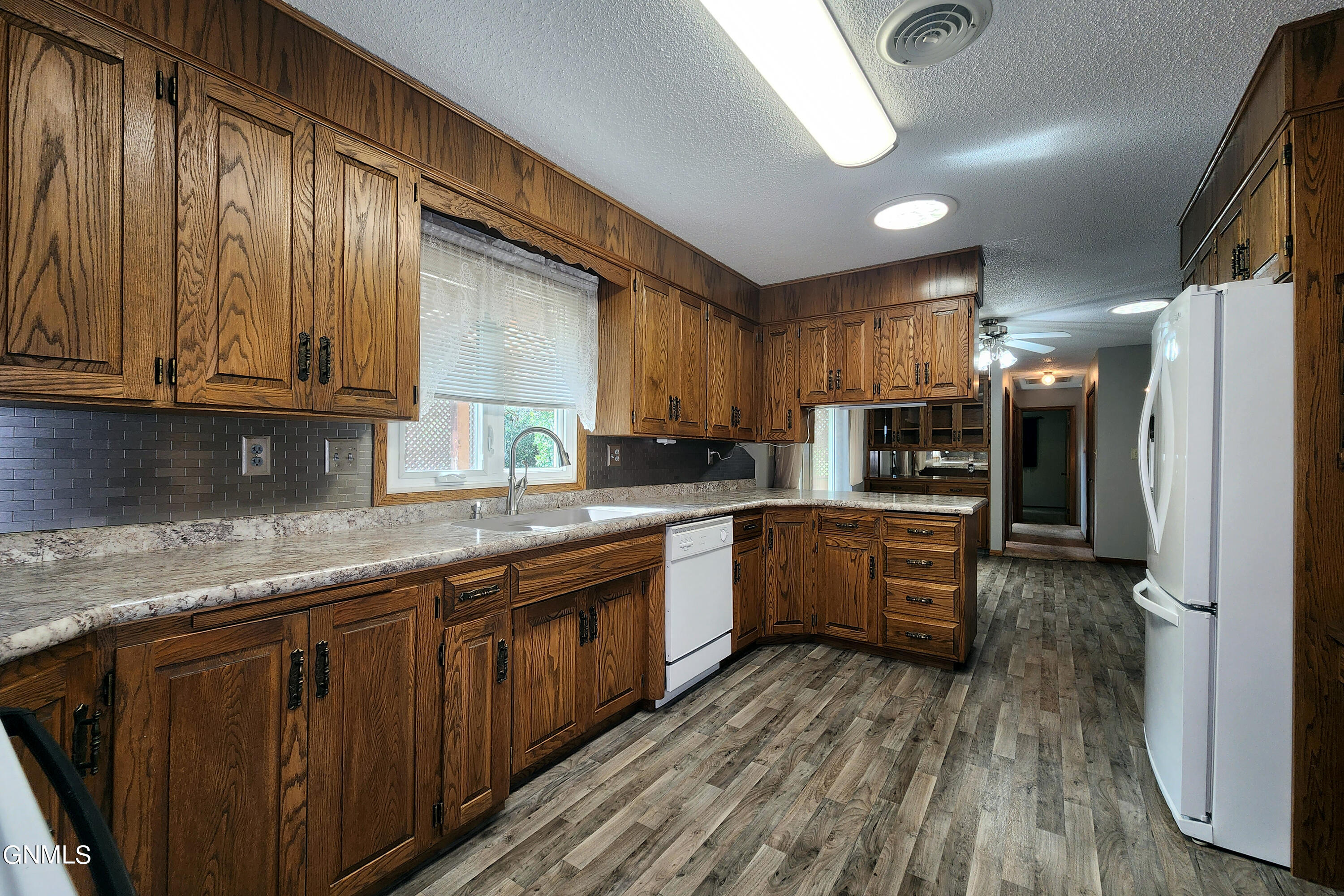 2027 Old Red Trail NW