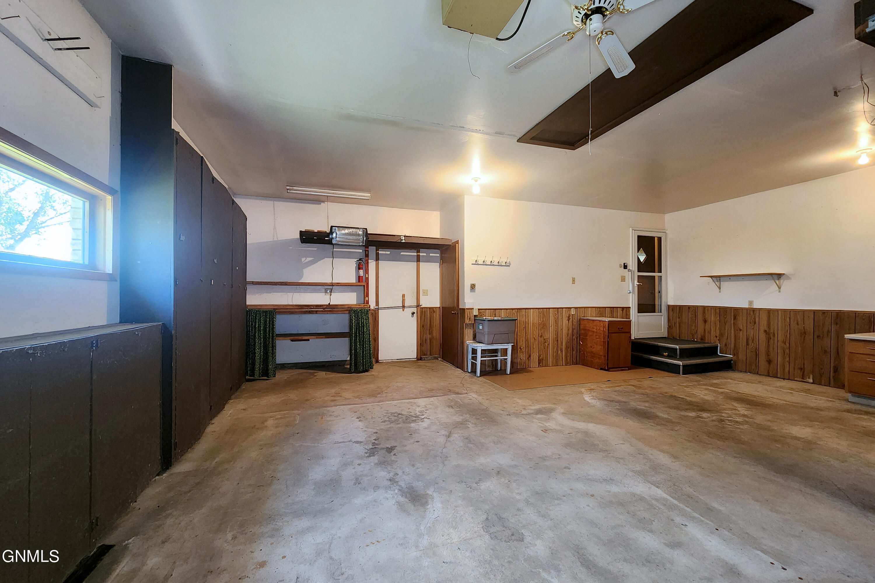 2027 Old Red Trail NW