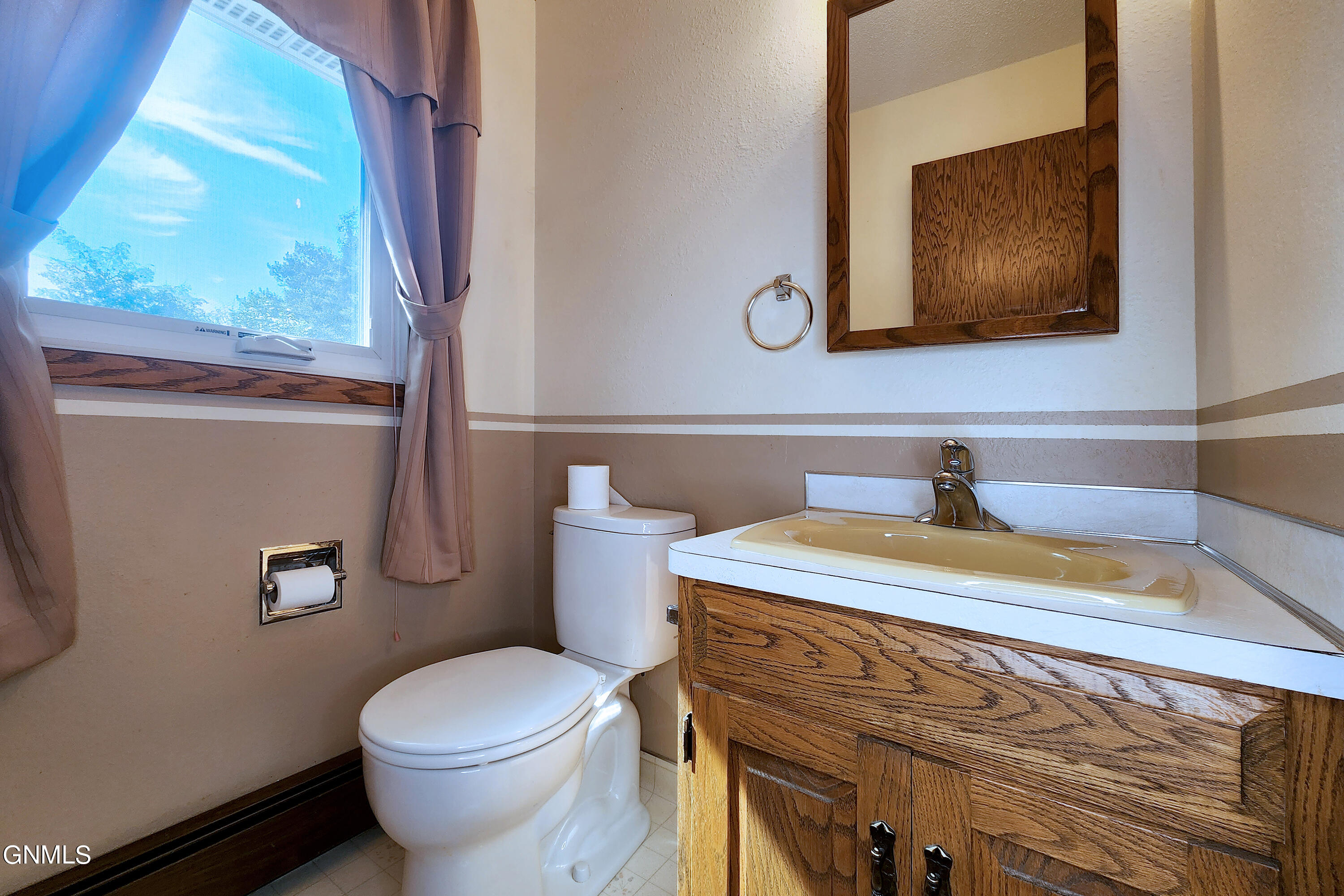 2027 Old Red Trail NW