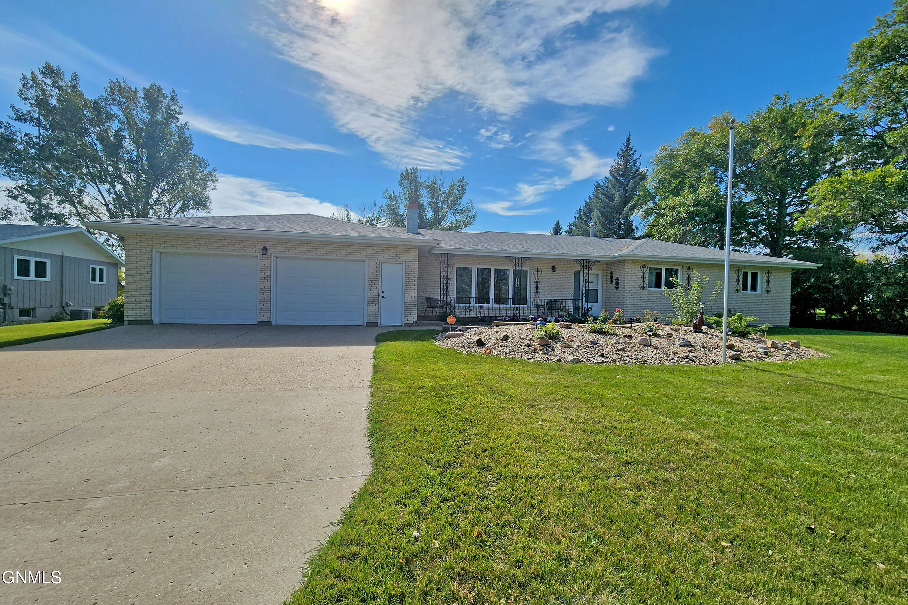 2027 Old Red Trail NW