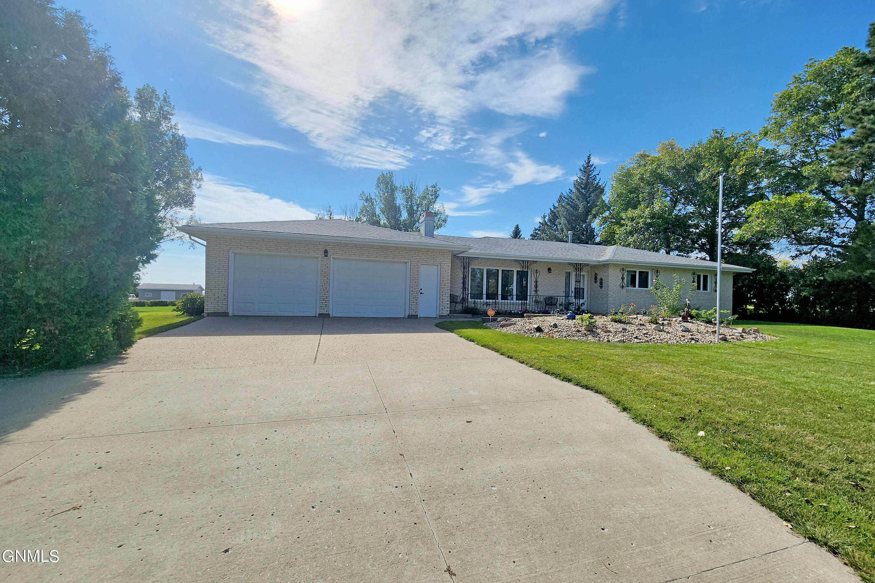 2027 Old Red Trail NW