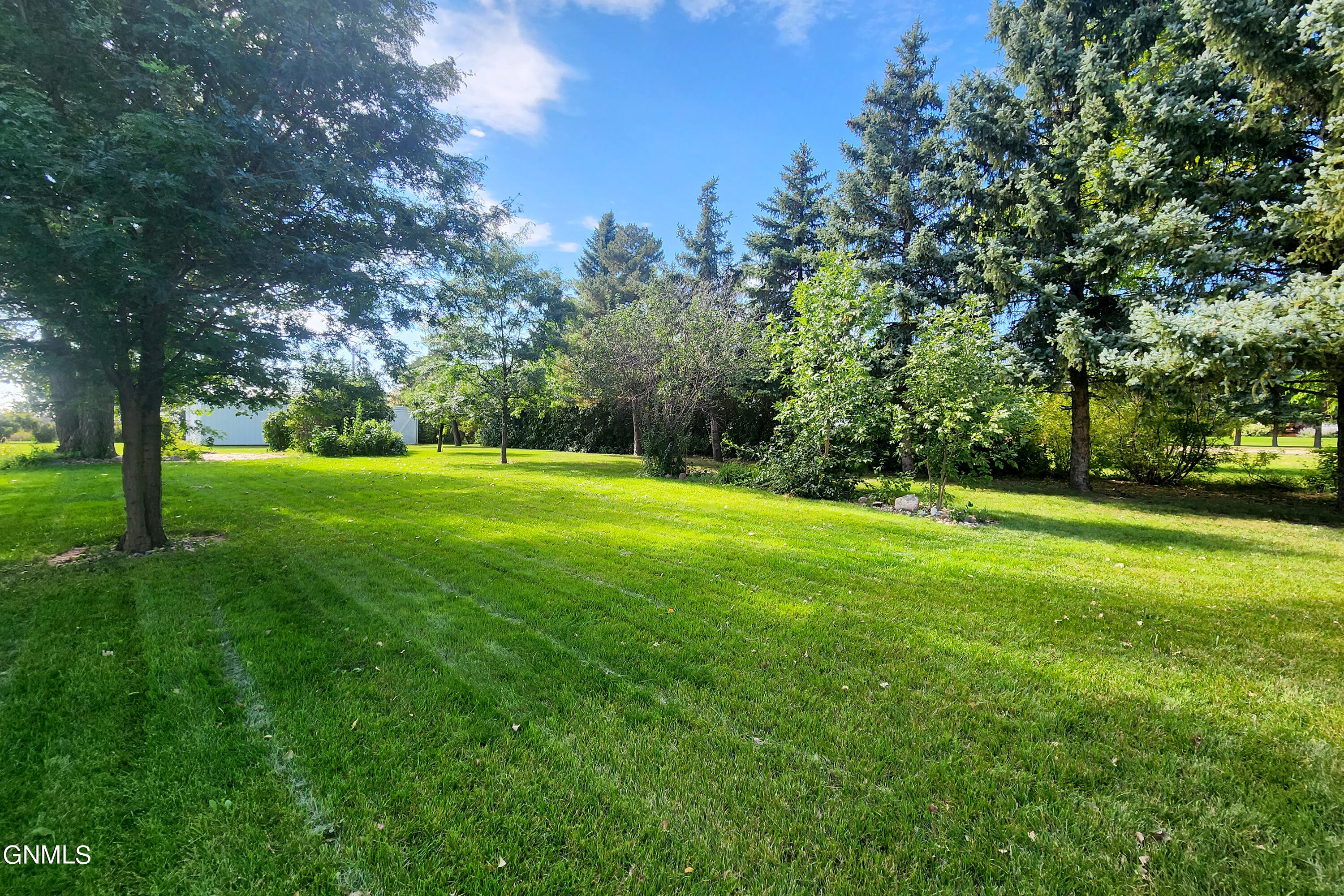 2027 Old Red Trail NW