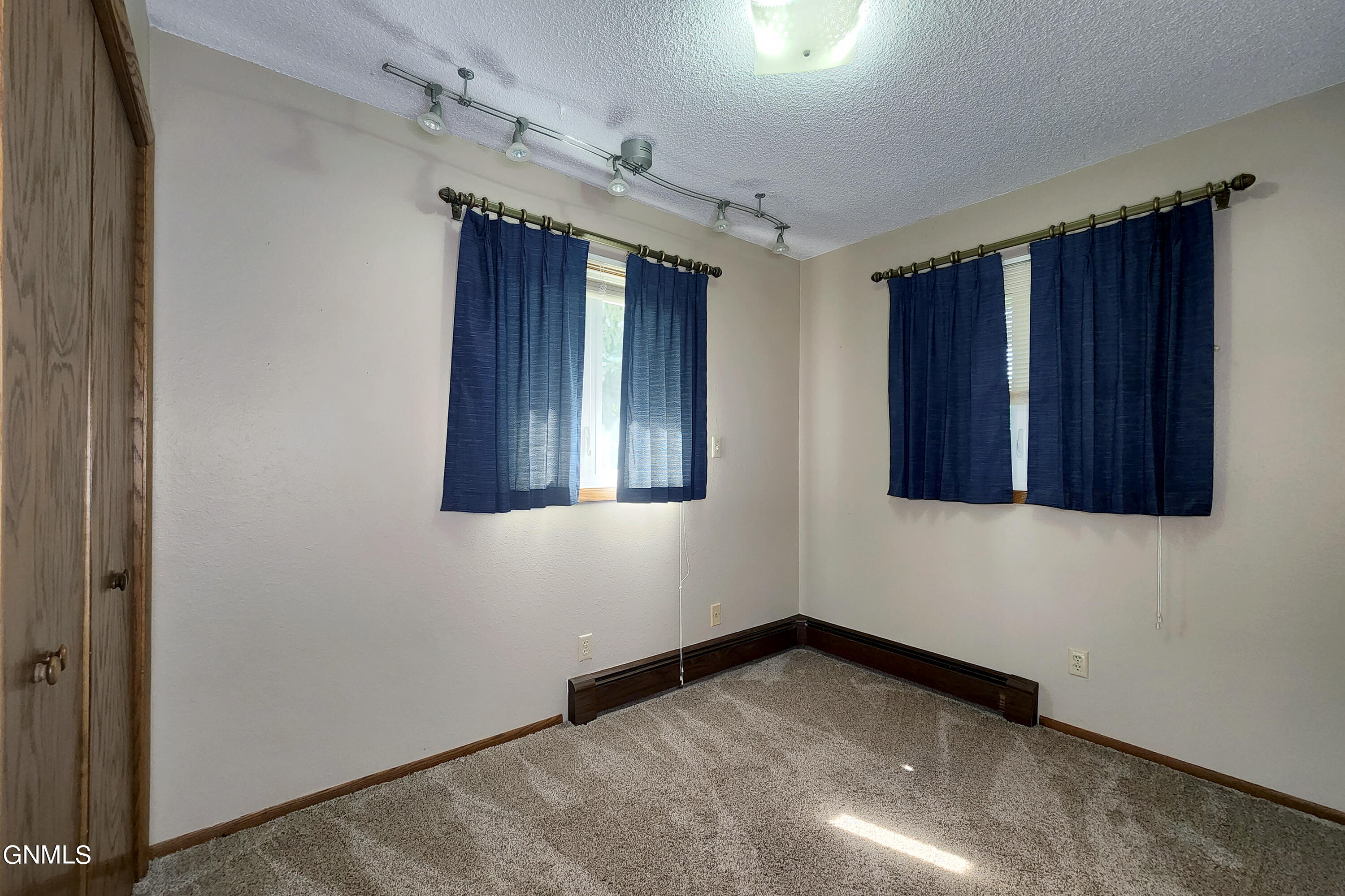 2027 Old Red Trail NW